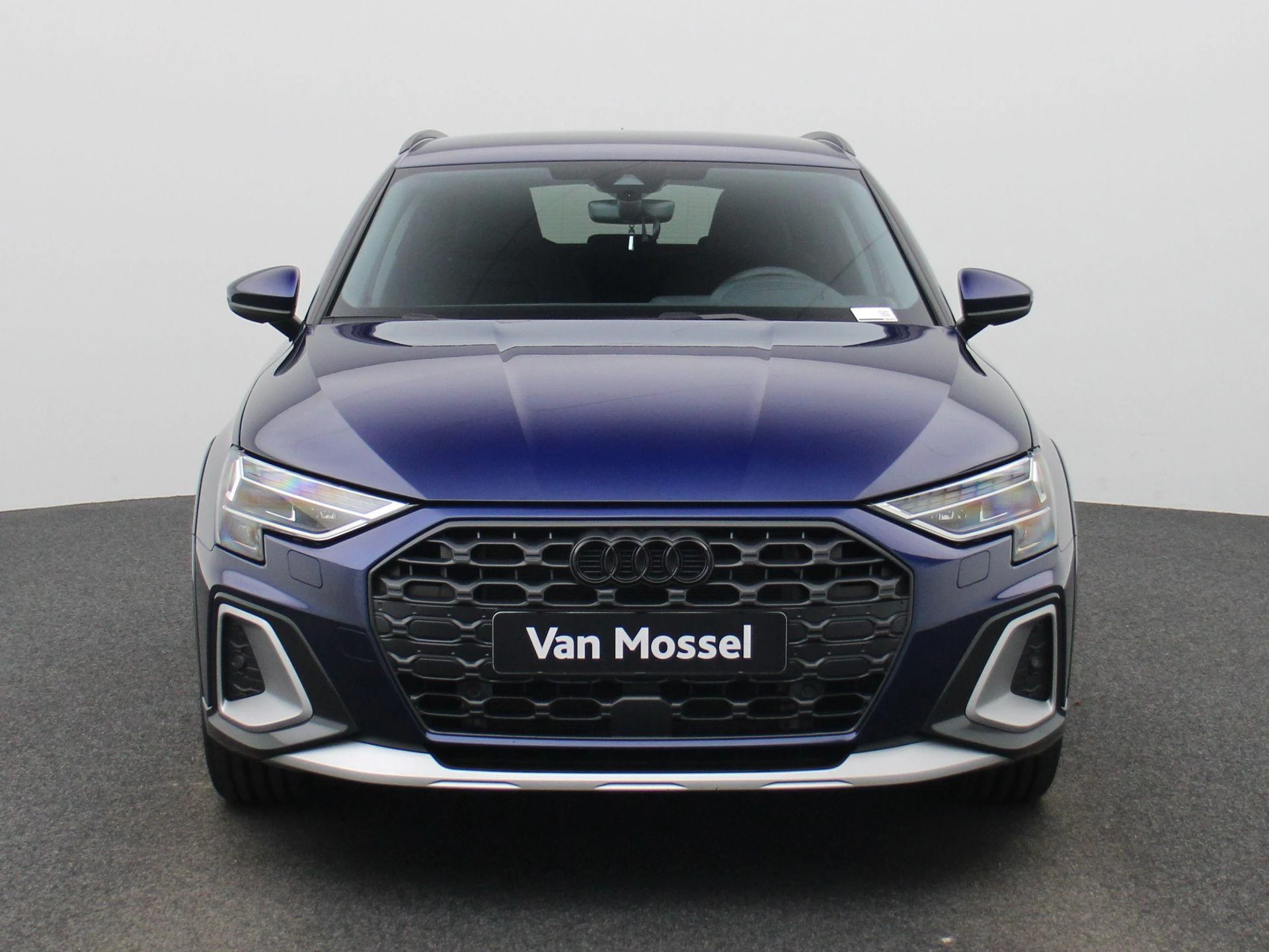 Audi A3 met kenteken 03100 – autofoto 3