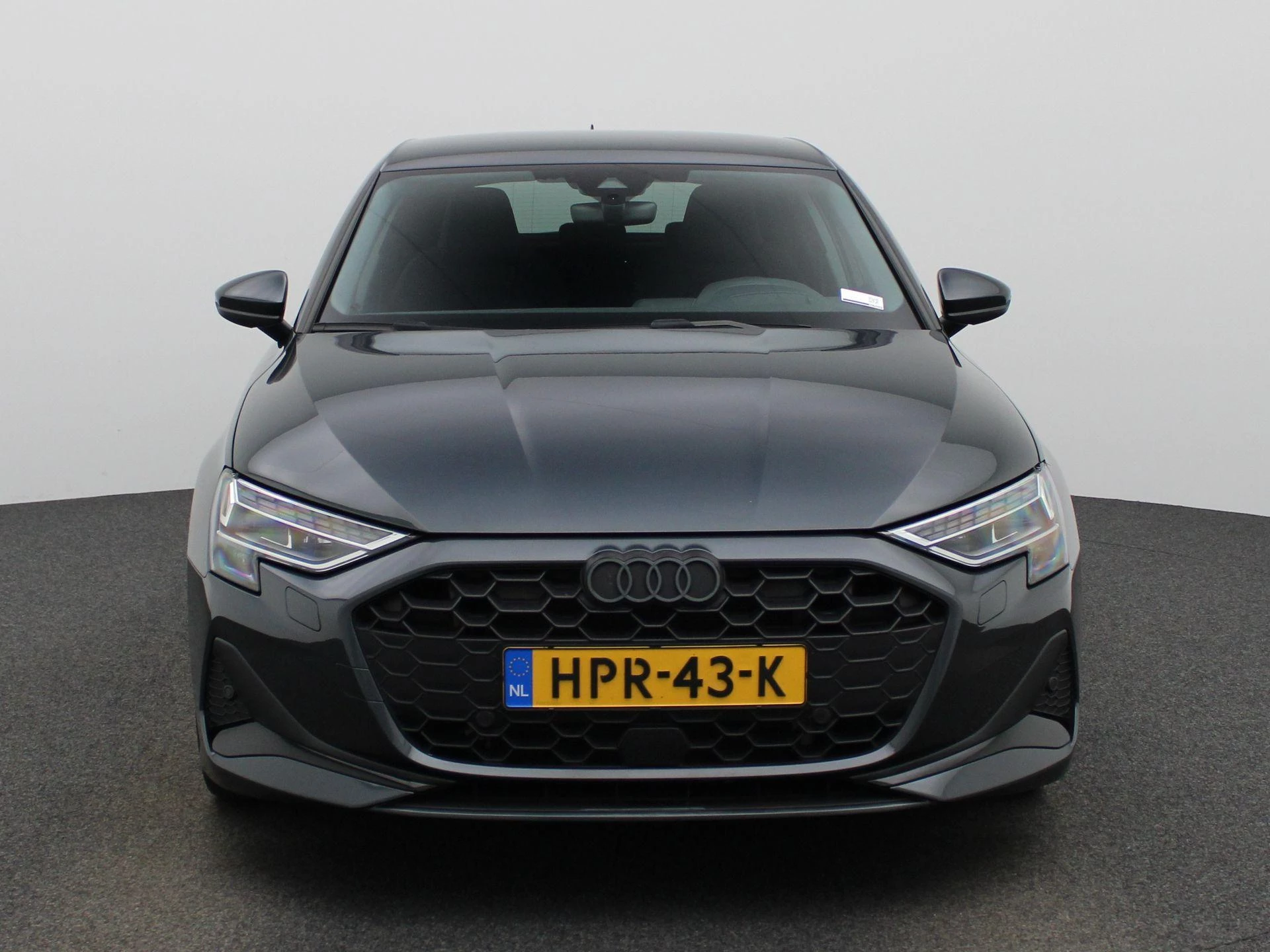 Audi A3 met kenteken 03100 – autofoto 4