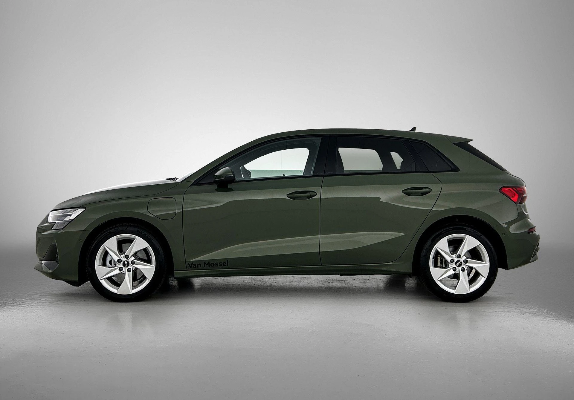 Audi A3 met kenteken 03100 – autofoto 4