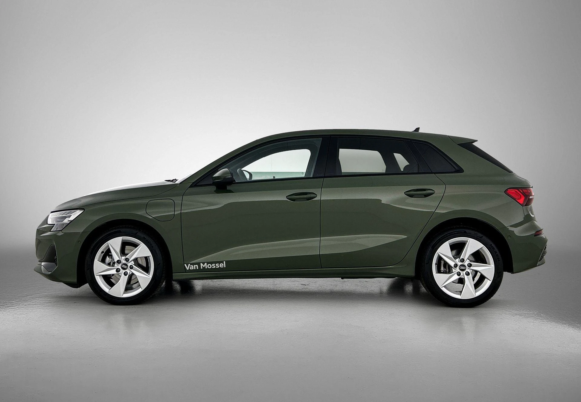 Audi A3 met kenteken 03100 – autofoto 4