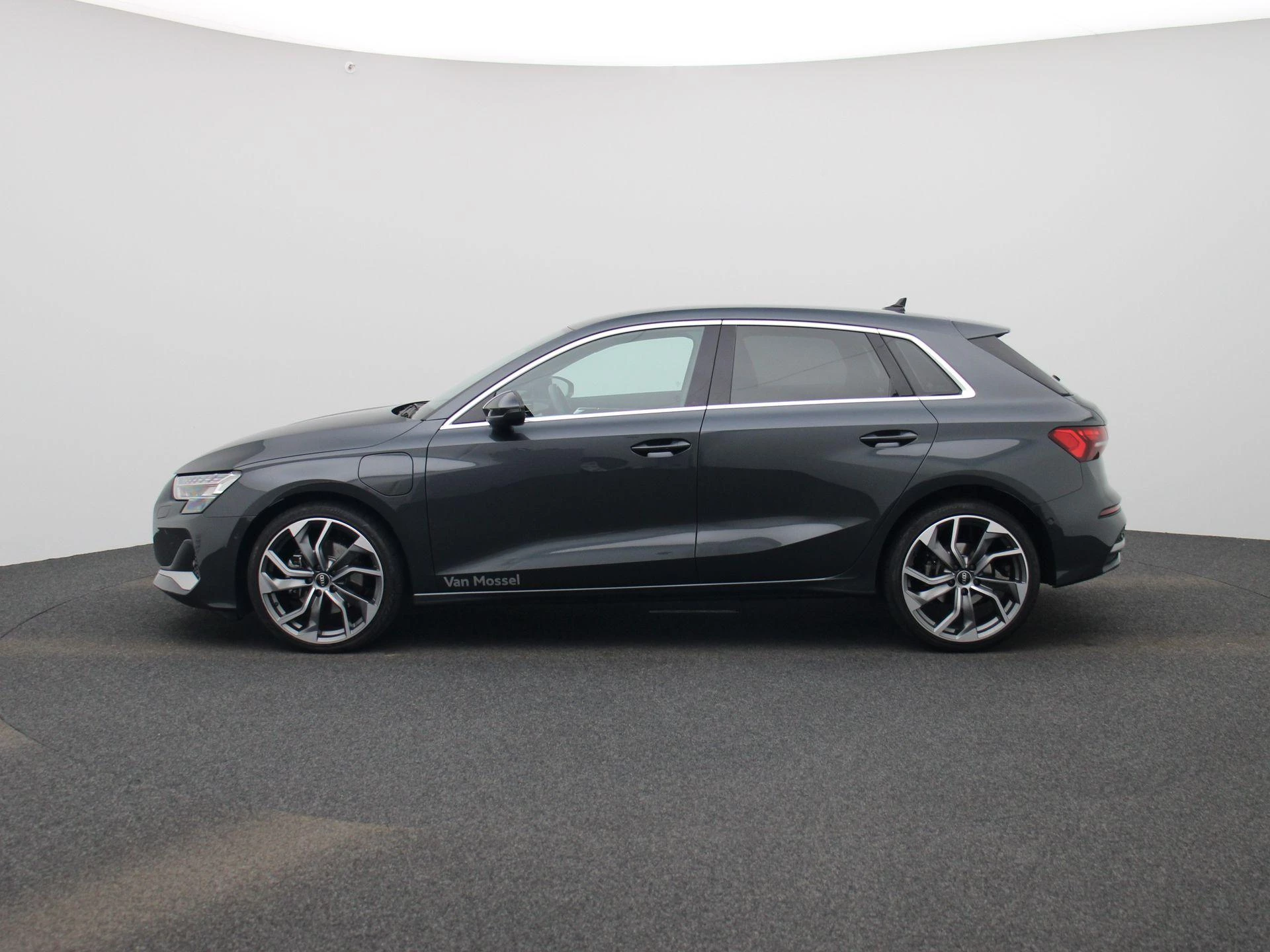 Audi A3 met kenteken 03100 – autofoto 5