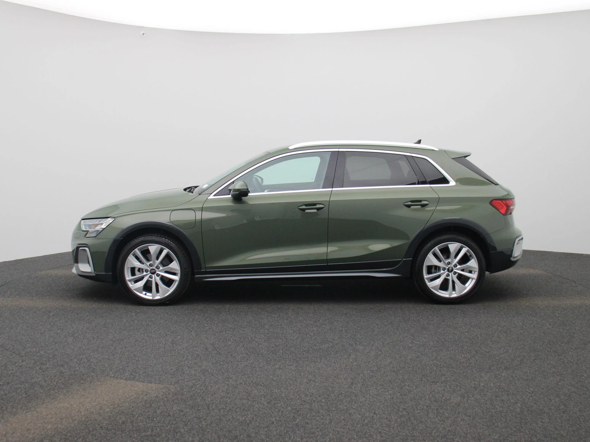 Audi A3 met kenteken 03100 – autofoto 5