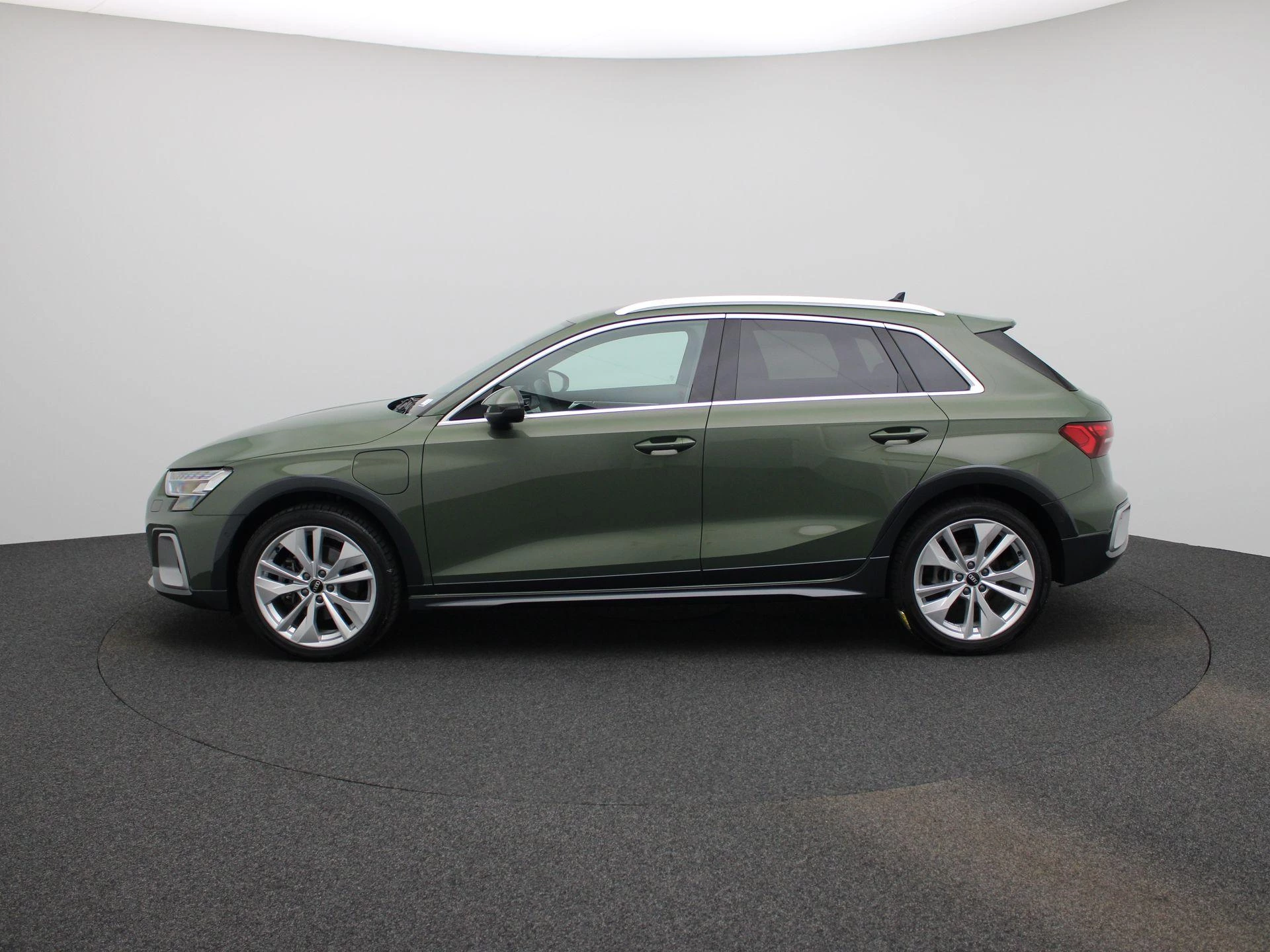 Audi A3 met kenteken 03100 – autofoto 5