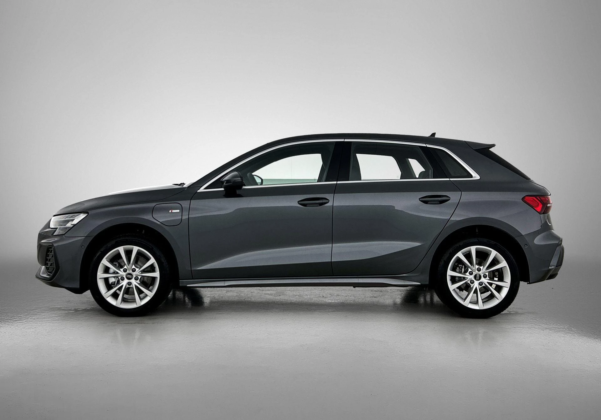 Audi A3 met kenteken 11100 – autofoto 5