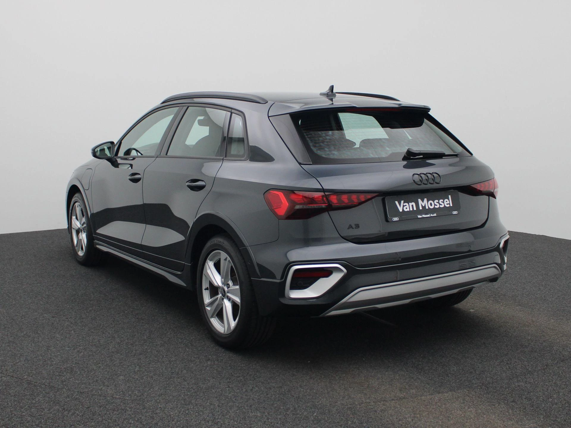 Audi A3 met kenteken 139 – autofoto 3