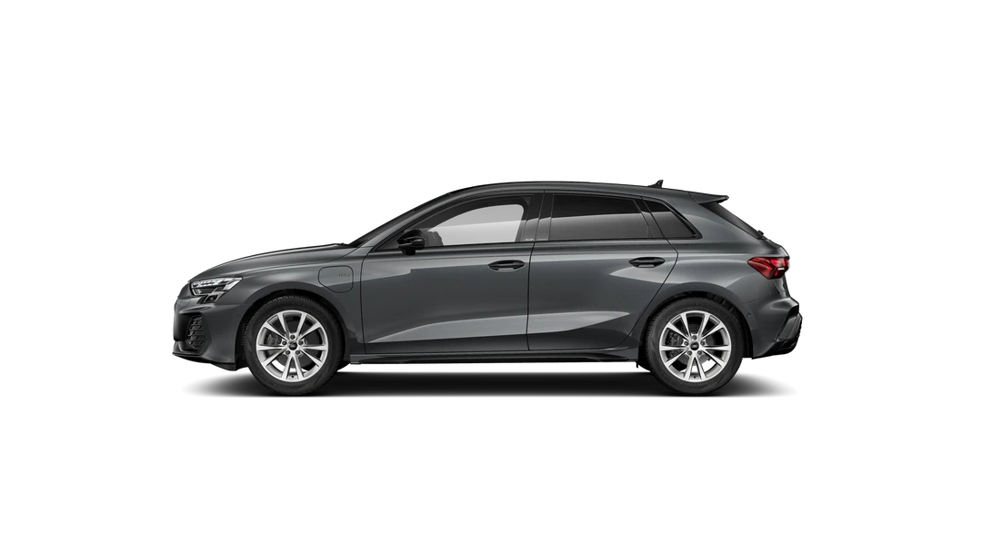 Audi A3 met kenteken 142 – autofoto 5