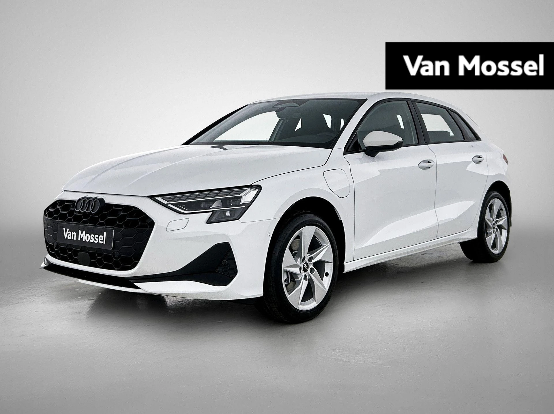 Audi A3 met kenteken KTZ-30-L – autofoto 2