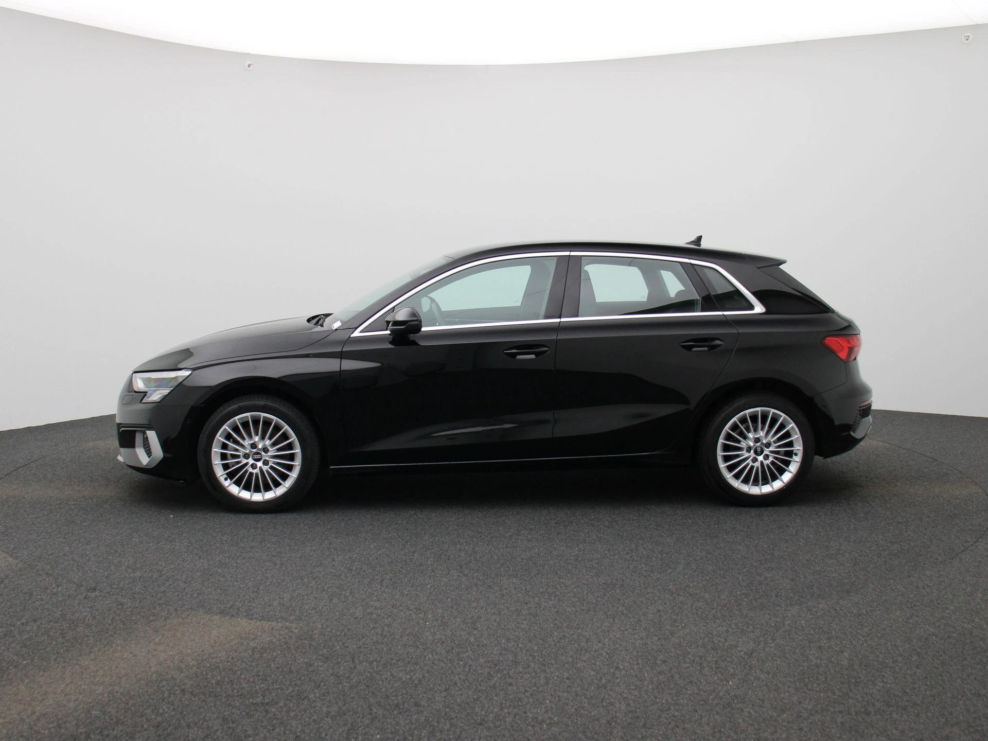 Audi A3 met kenteken L-185-BV – autofoto 5