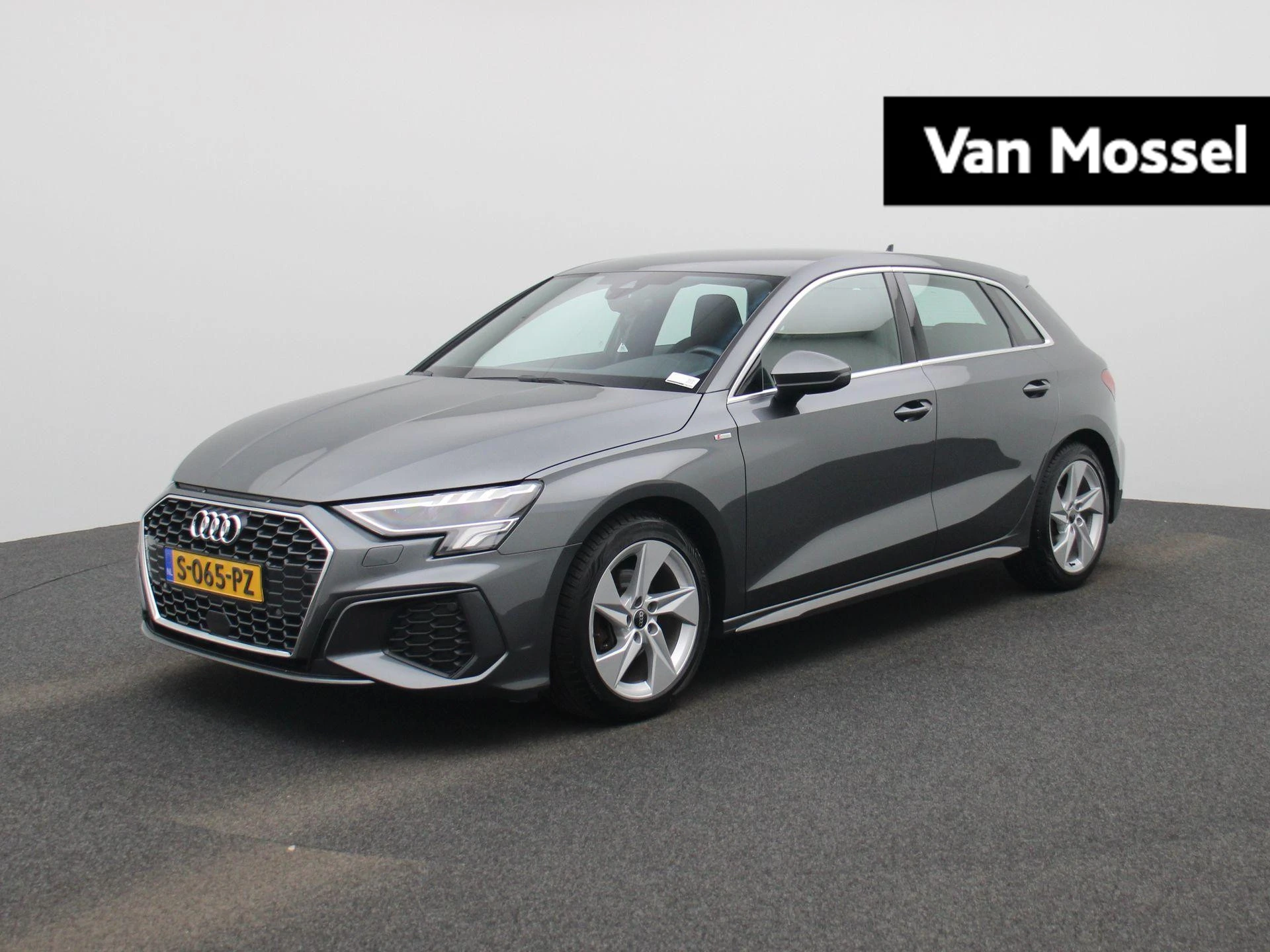 Audi A3 met kenteken S-065-PZ – autofoto 2