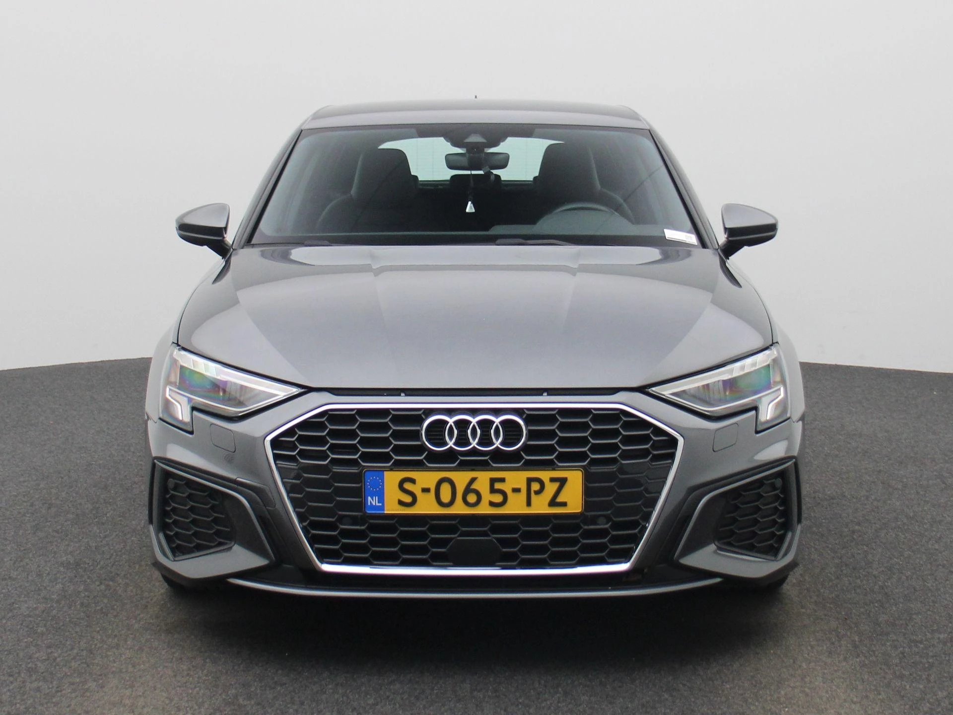 Audi A3 met kenteken S-065-PZ – autofoto 3