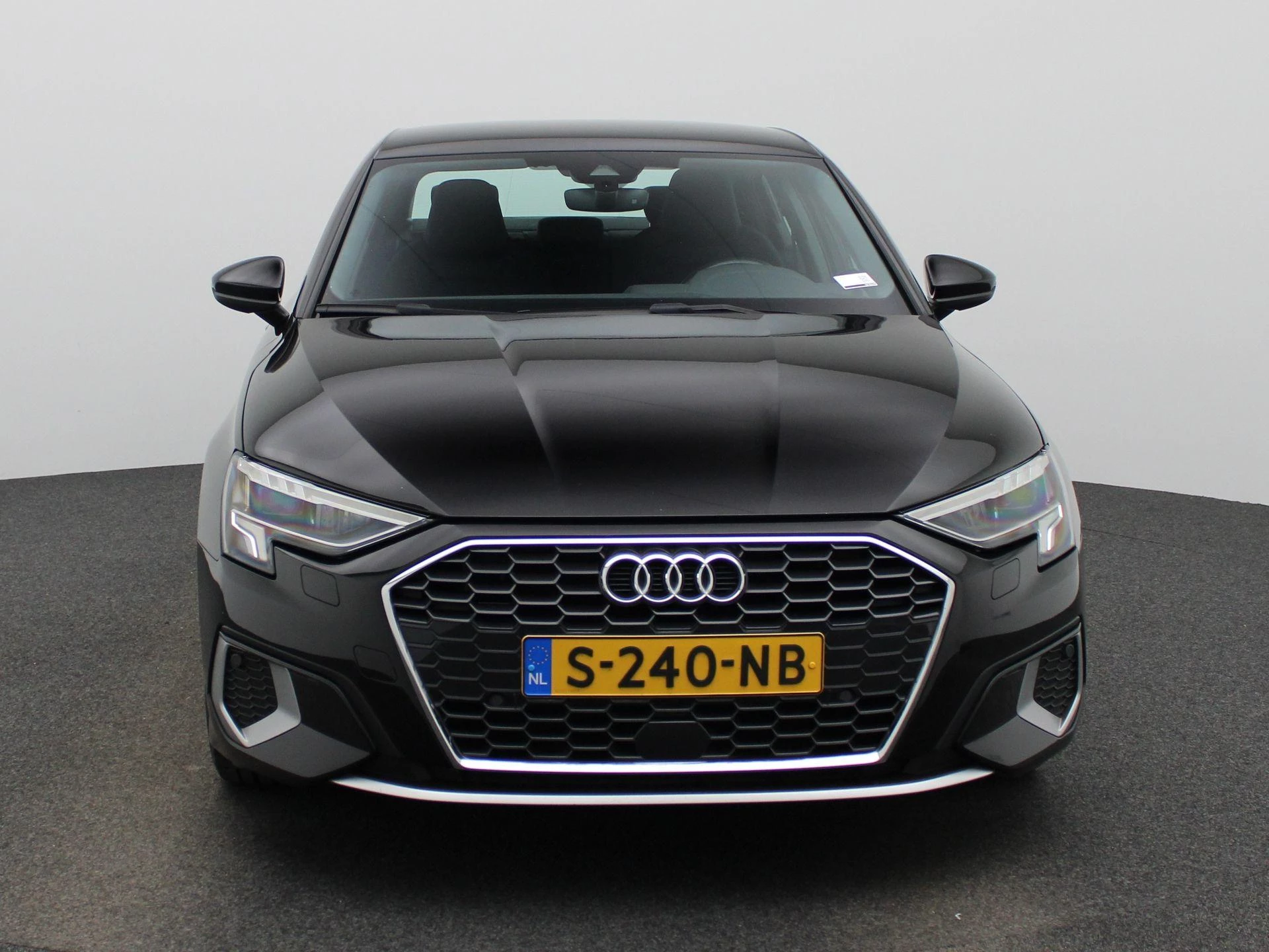 Audi A3 met kenteken S-240-NB – autofoto 3