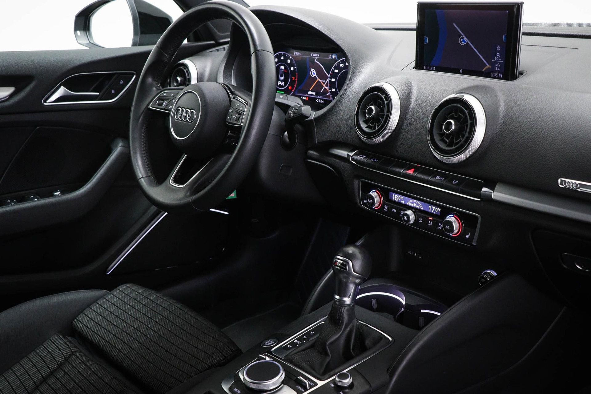 Audi A3 met kenteken T-368-DX – autofoto 4