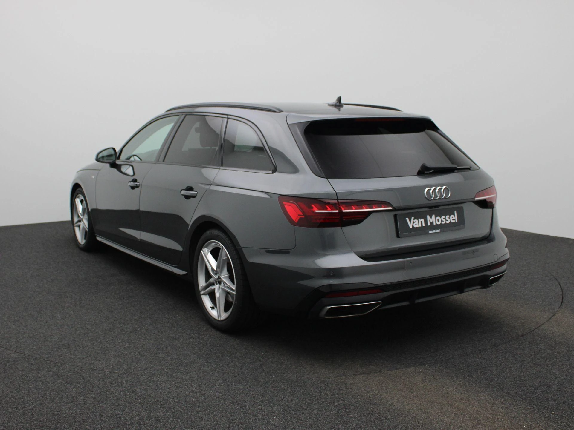 Audi A4 – autofoto 3