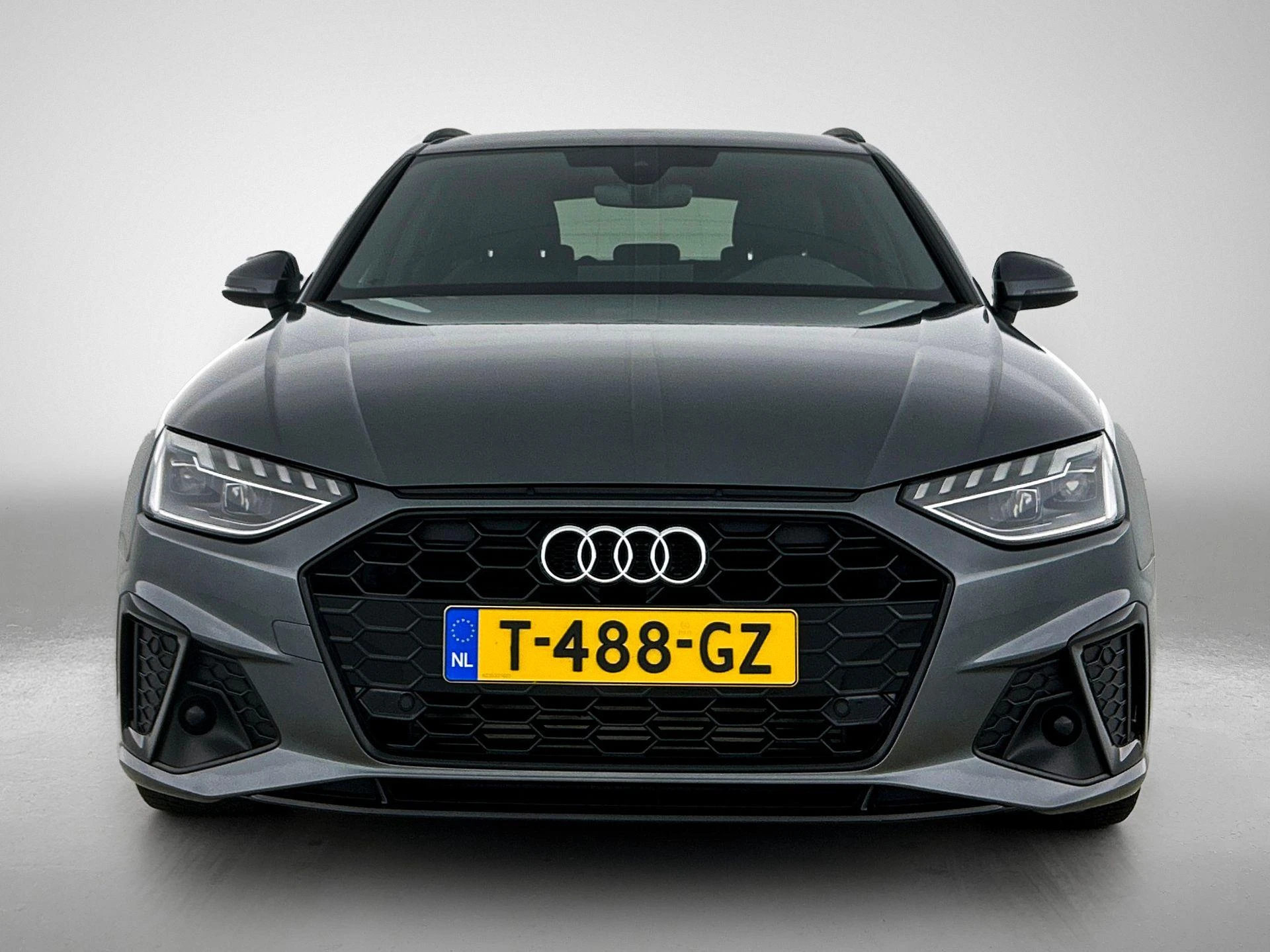 Audi A4 met kenteken T-488-GZ – autofoto 4