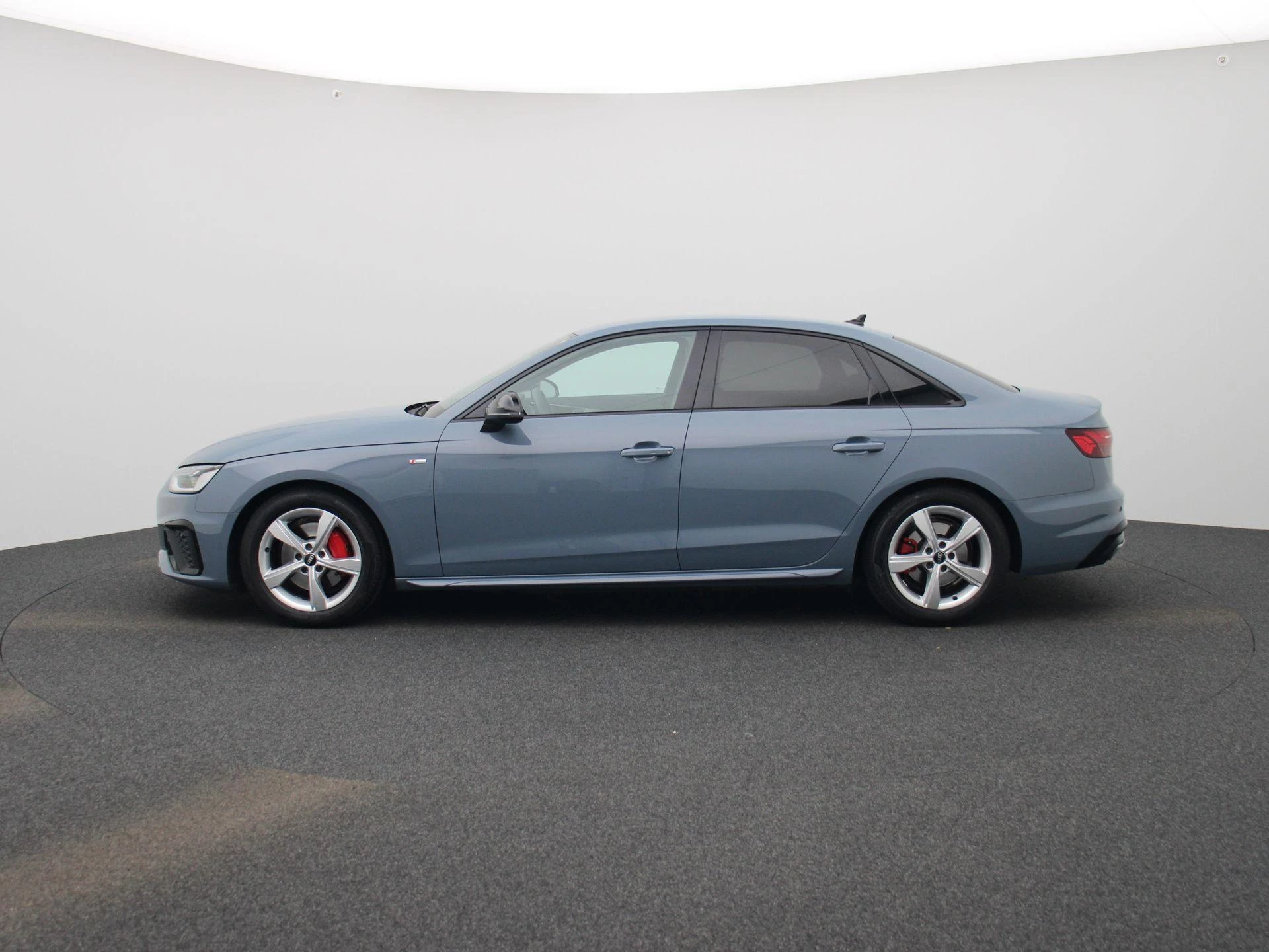 Audi A4 met kenteken X-277-DP – autofoto 5