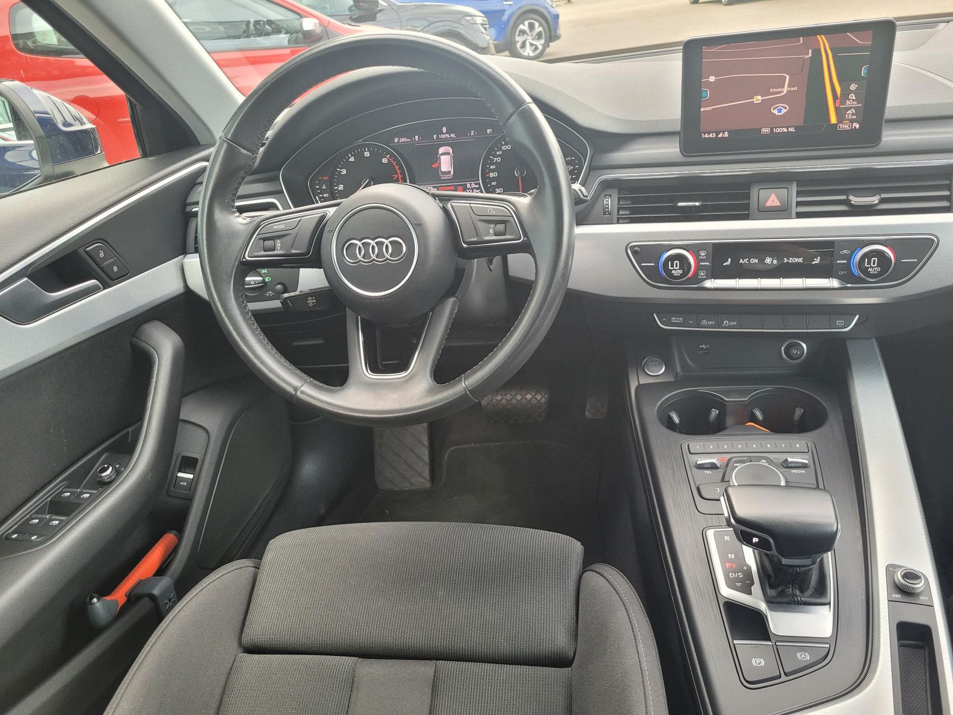 Audi A4 met kenteken ZN-361-T – autofoto 3