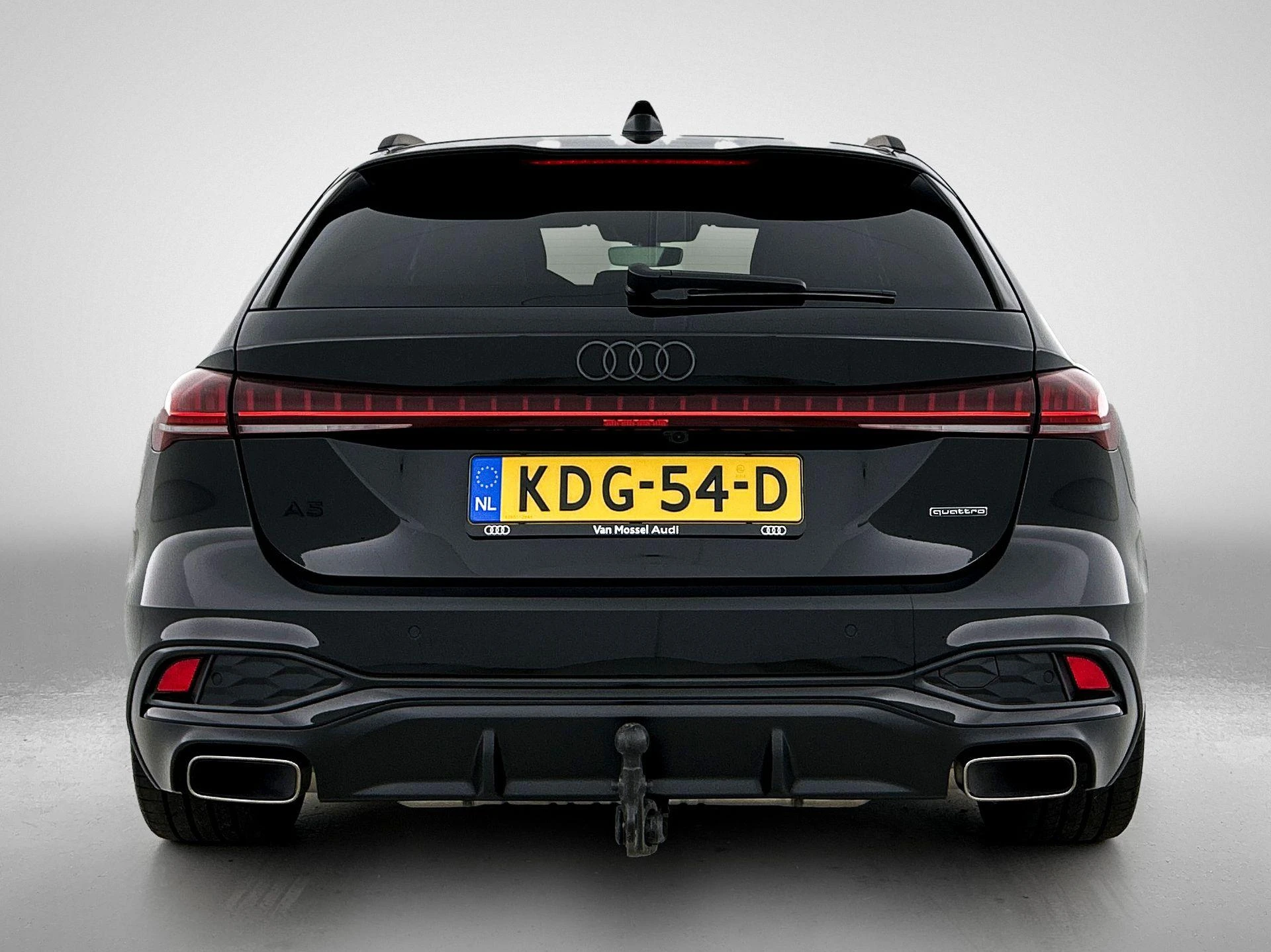 Audi A5 met kenteken 108 – autofoto 5