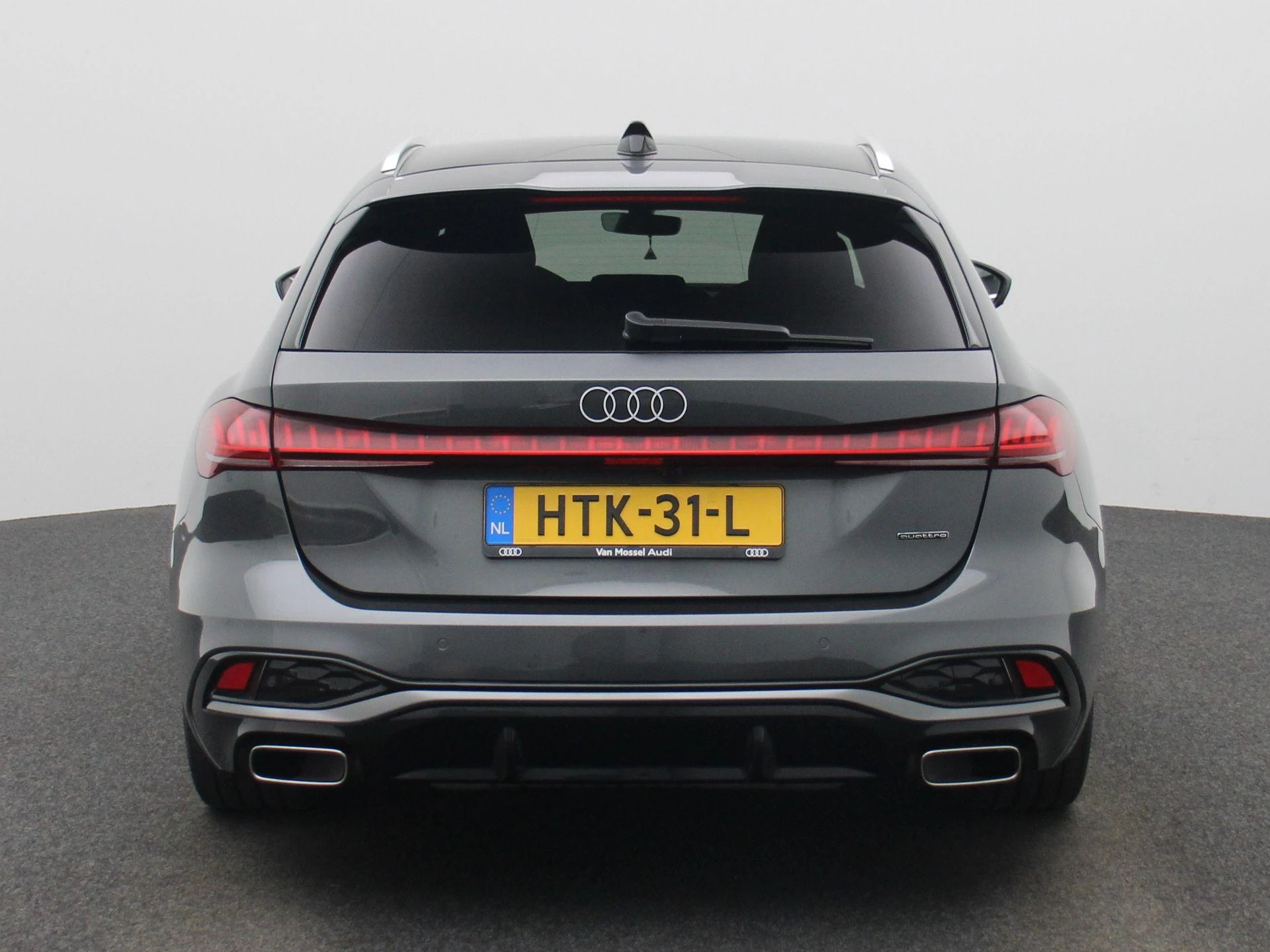 Audi A5 met kenteken 108 – autofoto 5