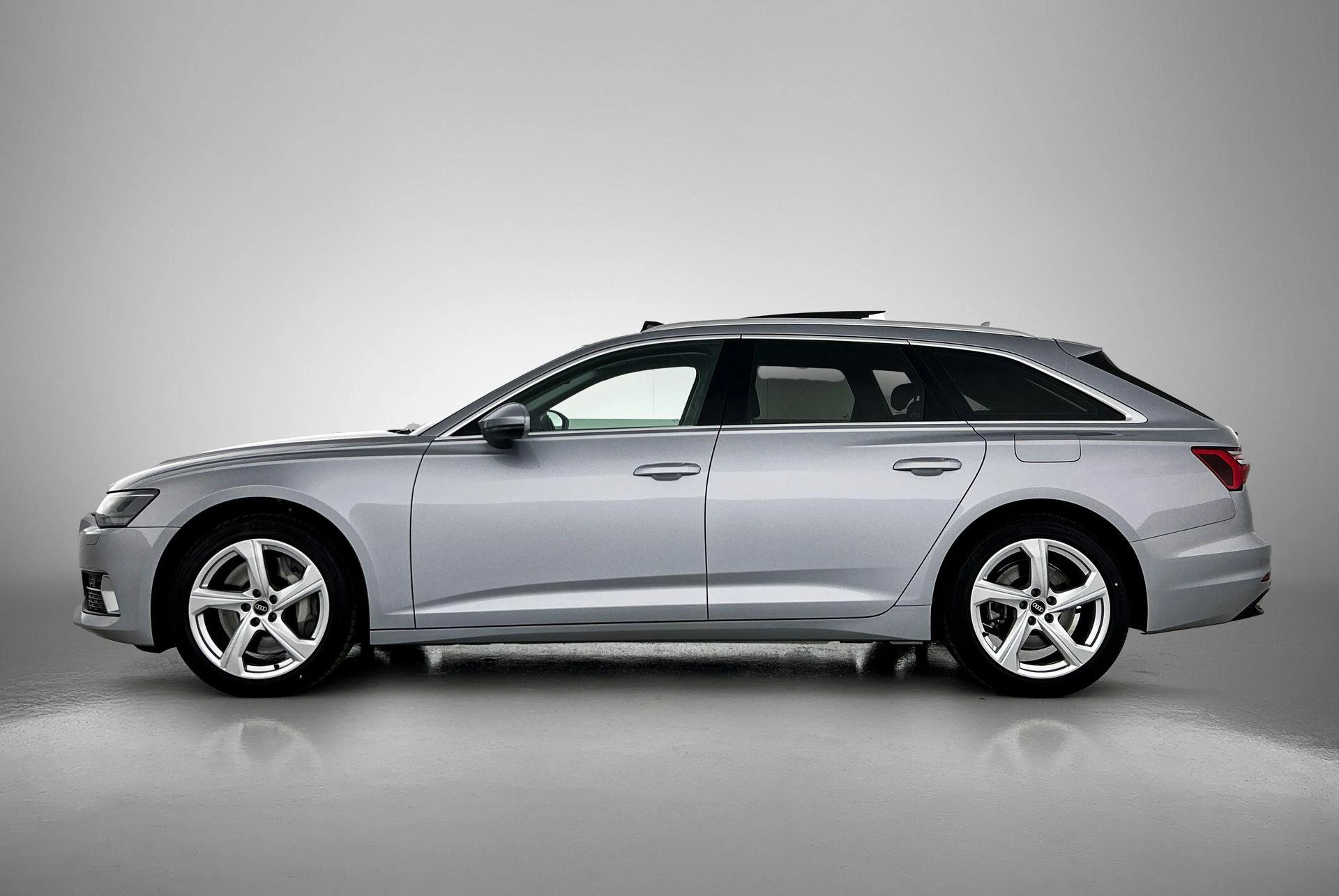 Audi A6 met kenteken X-436-NS – autofoto 5