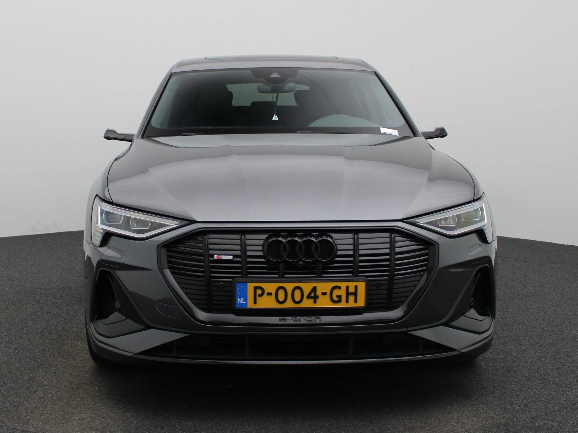 Audi e-tron – autofoto 4