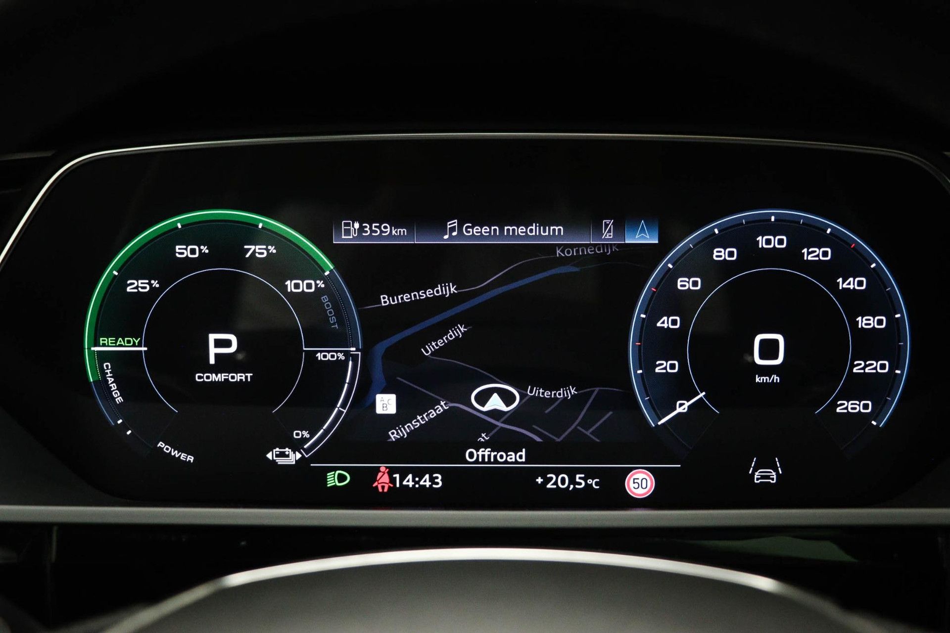 Audi e-tron met kenteken KXJ-20-G – autofoto 4