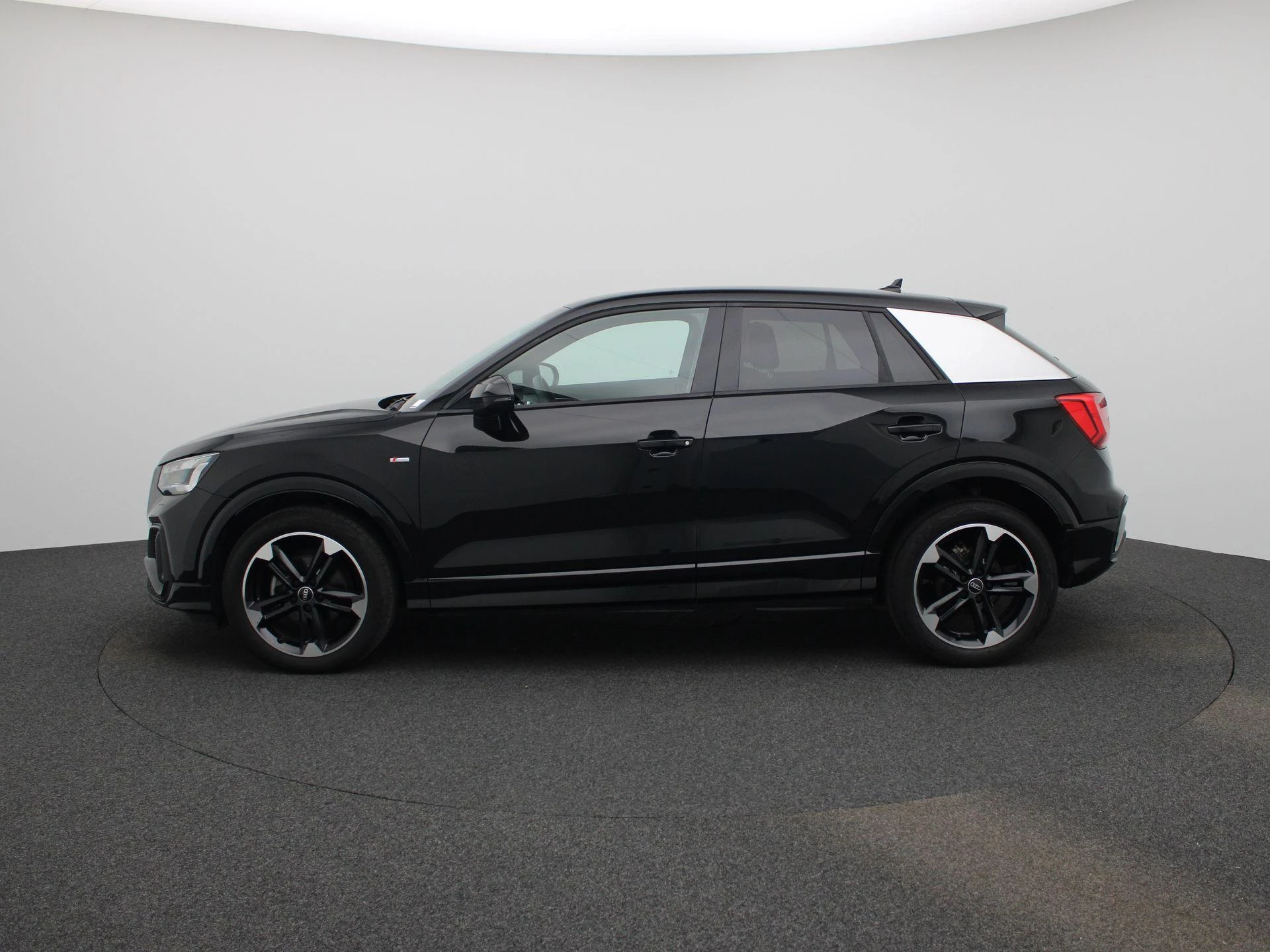 Audi Q2 met kenteken HTK-28-L – autofoto 5