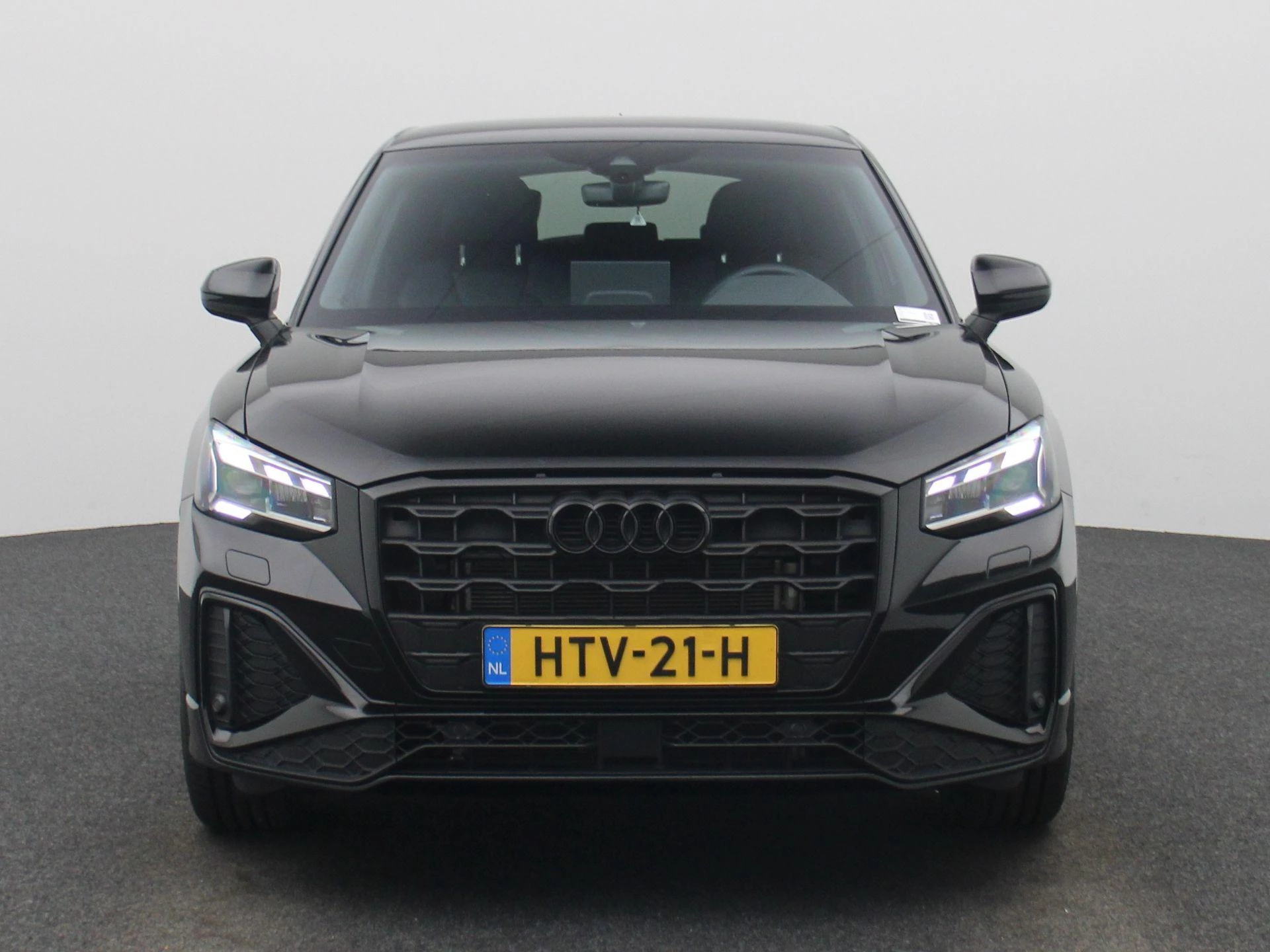 Audi Q2 met kenteken HTV-21-H – autofoto 3