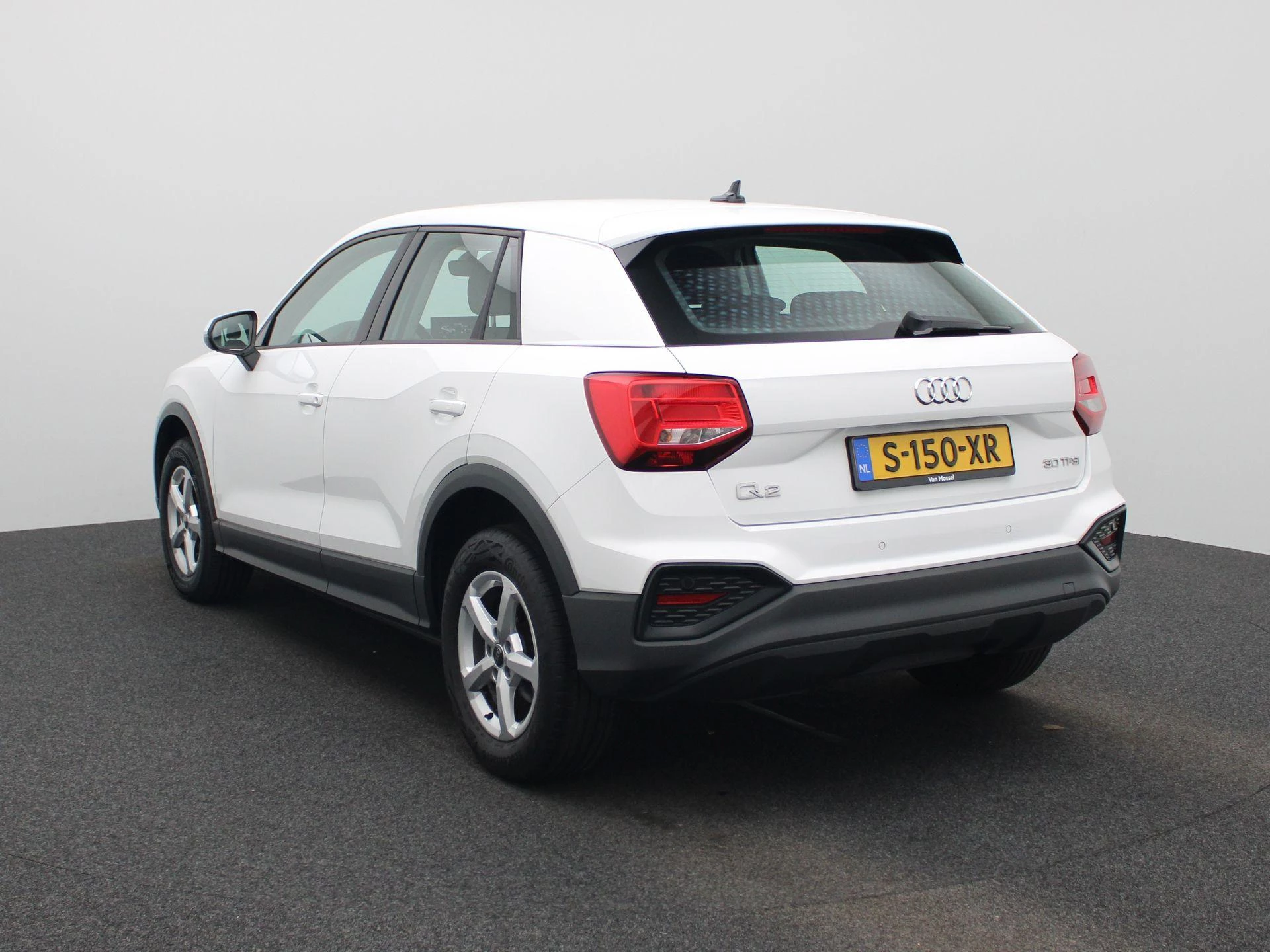 Audi Q2 met kenteken S-150-XR – autofoto 3