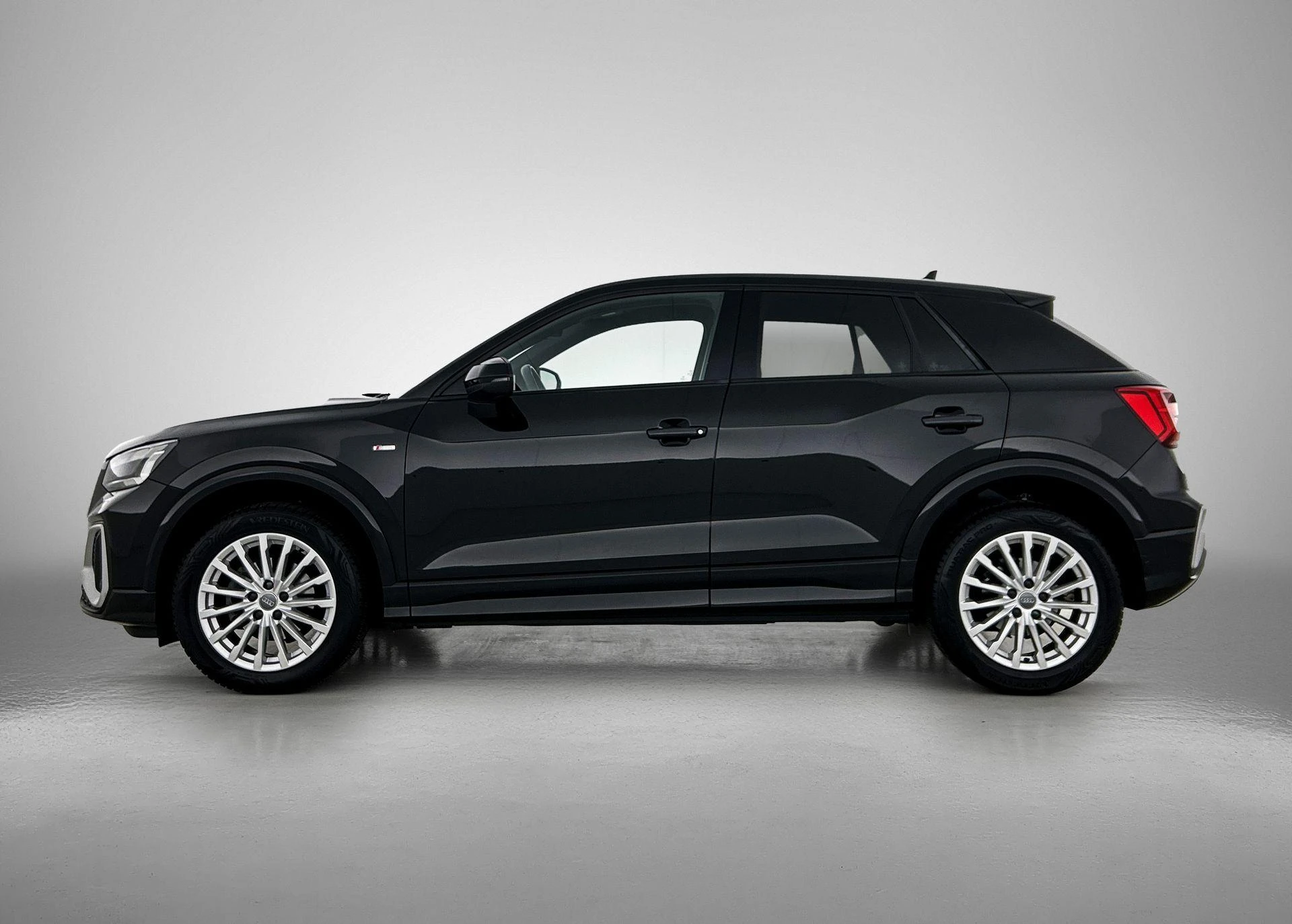 Audi Q2 met kenteken T-748-PF – autofoto 5