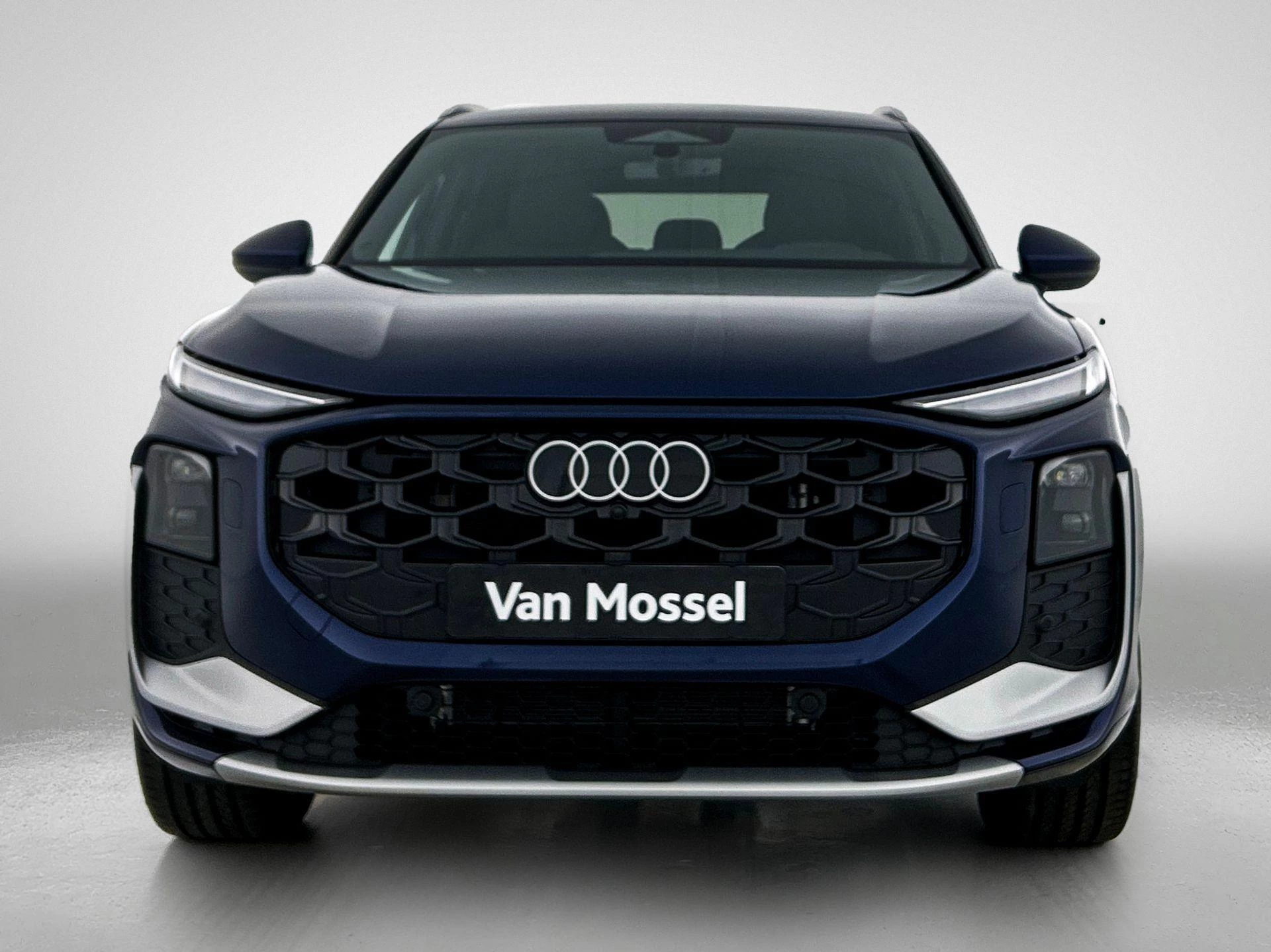 Audi Q3 met kenteken 119 – autofoto 4