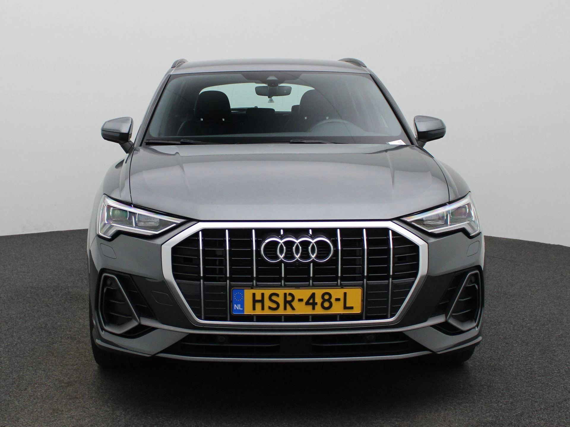Audi Q3 met kenteken 45 – autofoto 4