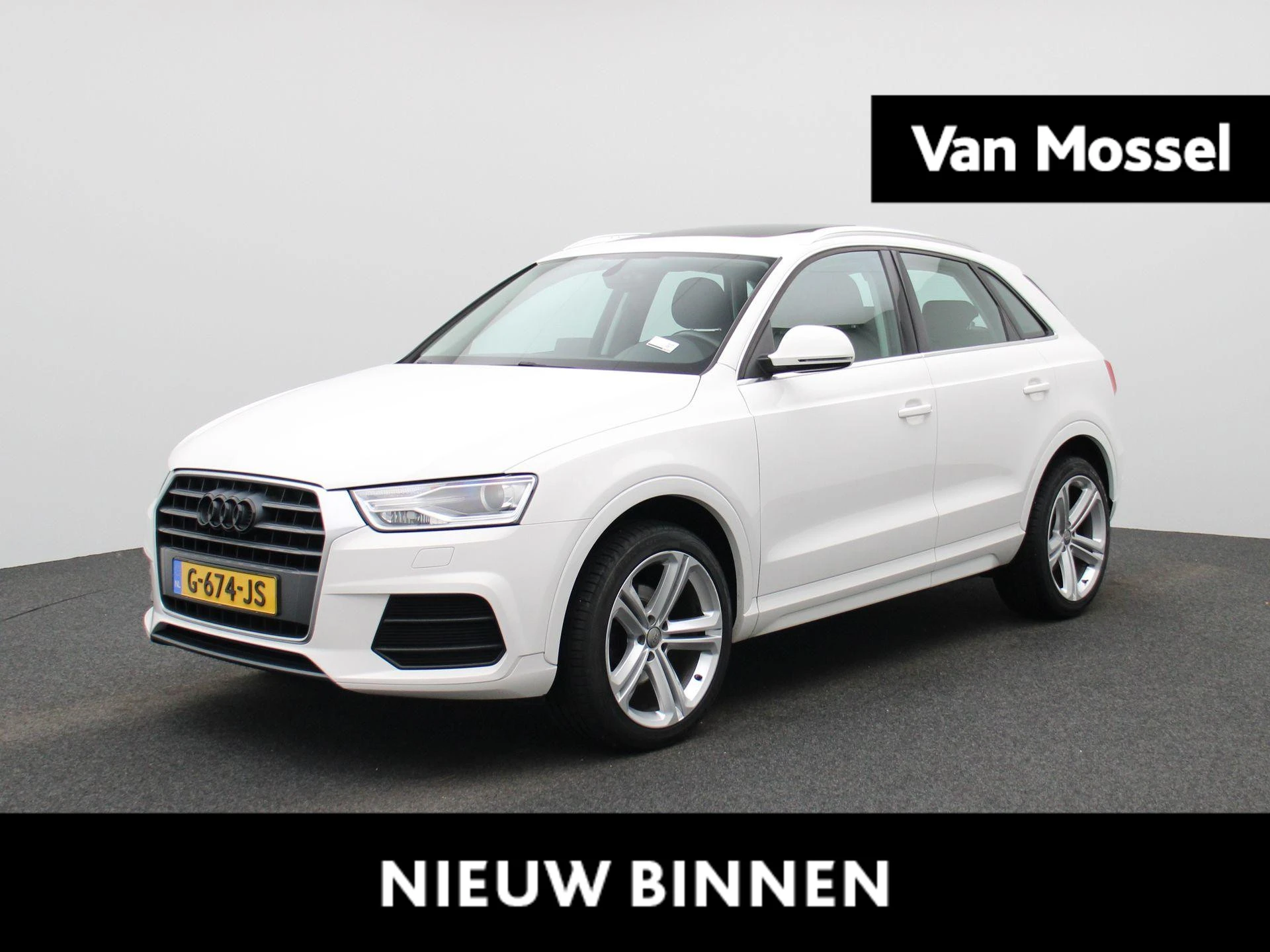 Audi Q3 met kenteken 55100 – autofoto 2