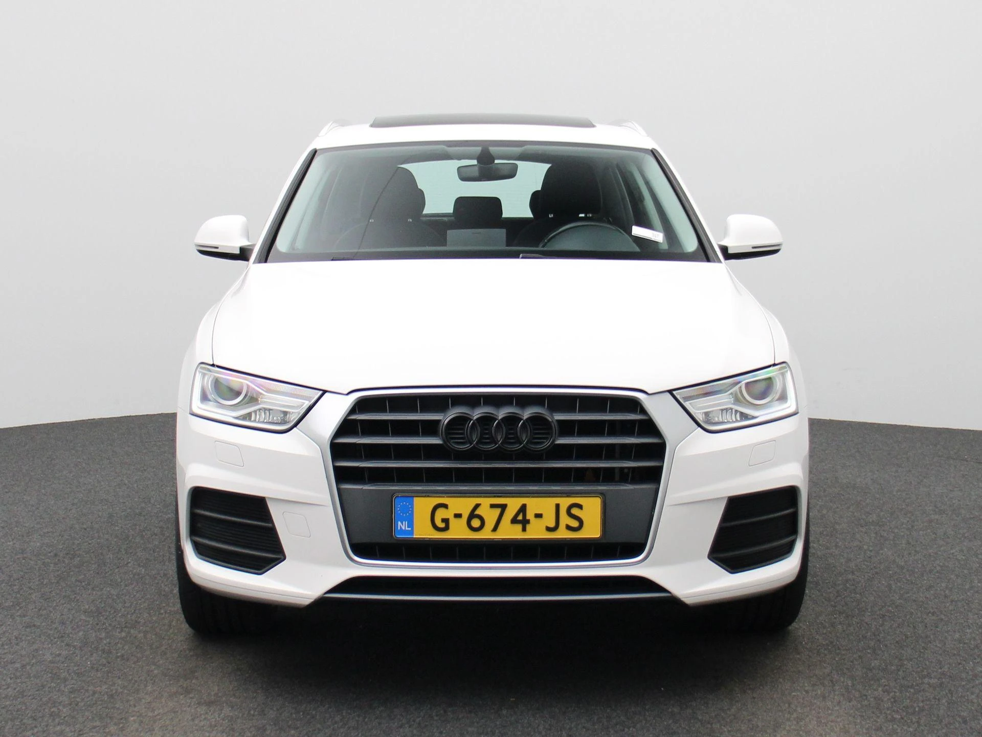 Audi Q3 met kenteken 55100 – autofoto 4