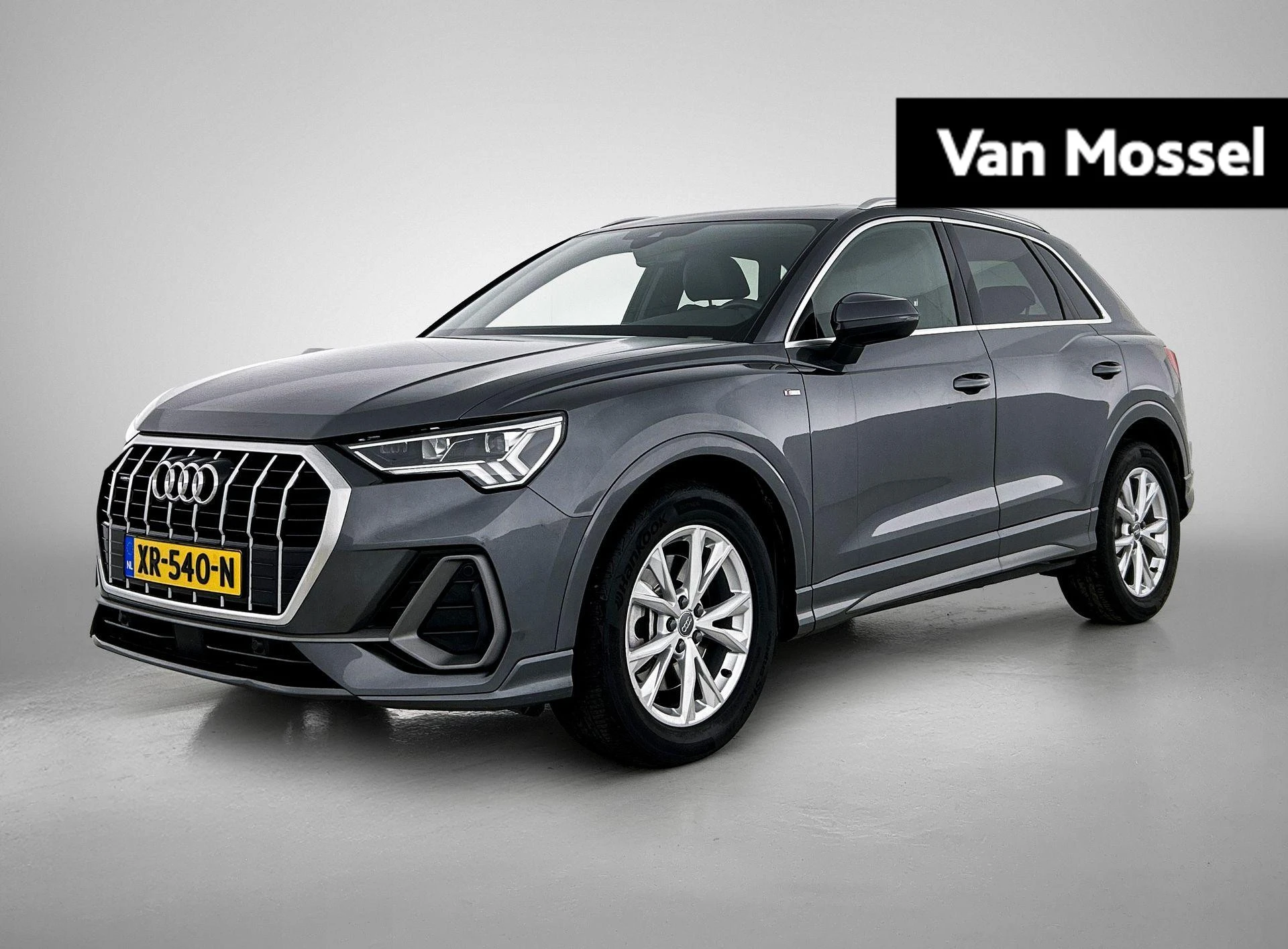Audi Q3 met kenteken 73100 – autofoto 2