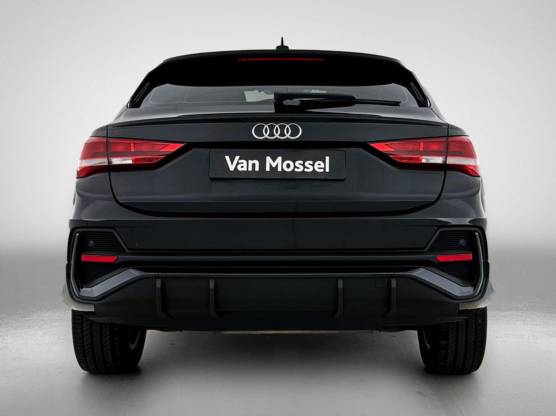 Audi Q3 met kenteken KTJ-33-V – autofoto 5