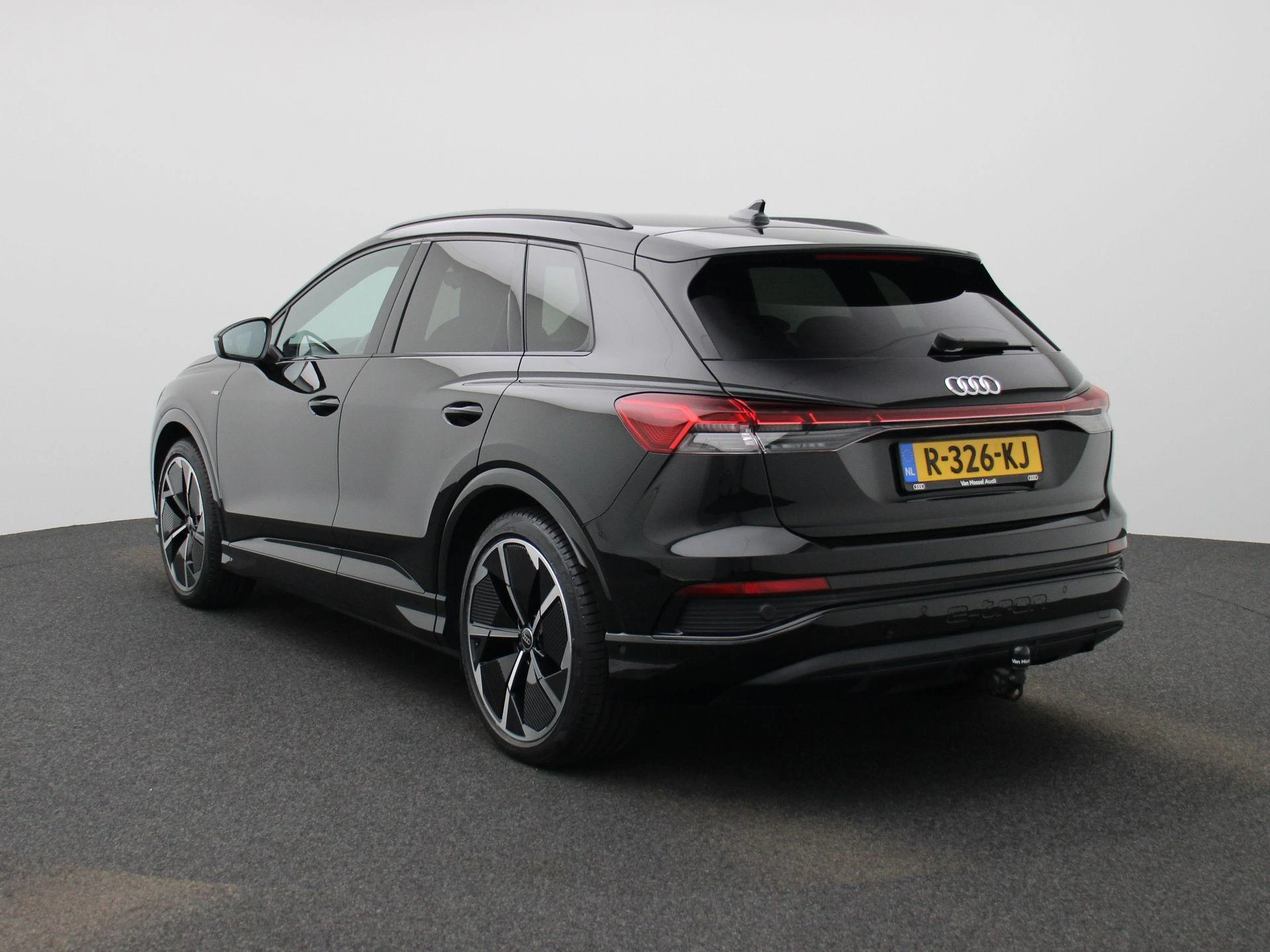 Audi Q4 e-tron – autofoto 3