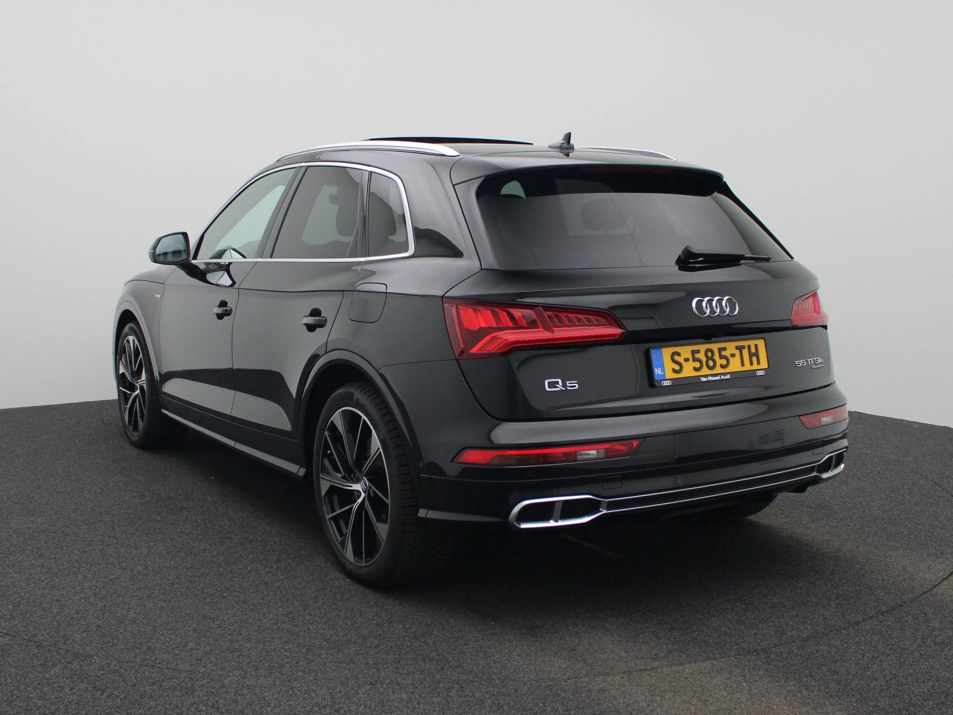 Audi Q5 met kenteken 40 – autofoto 3