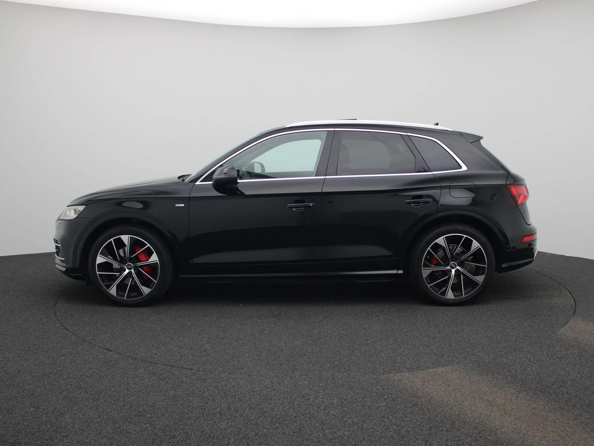 Audi Q5 met kenteken 40 – autofoto 5