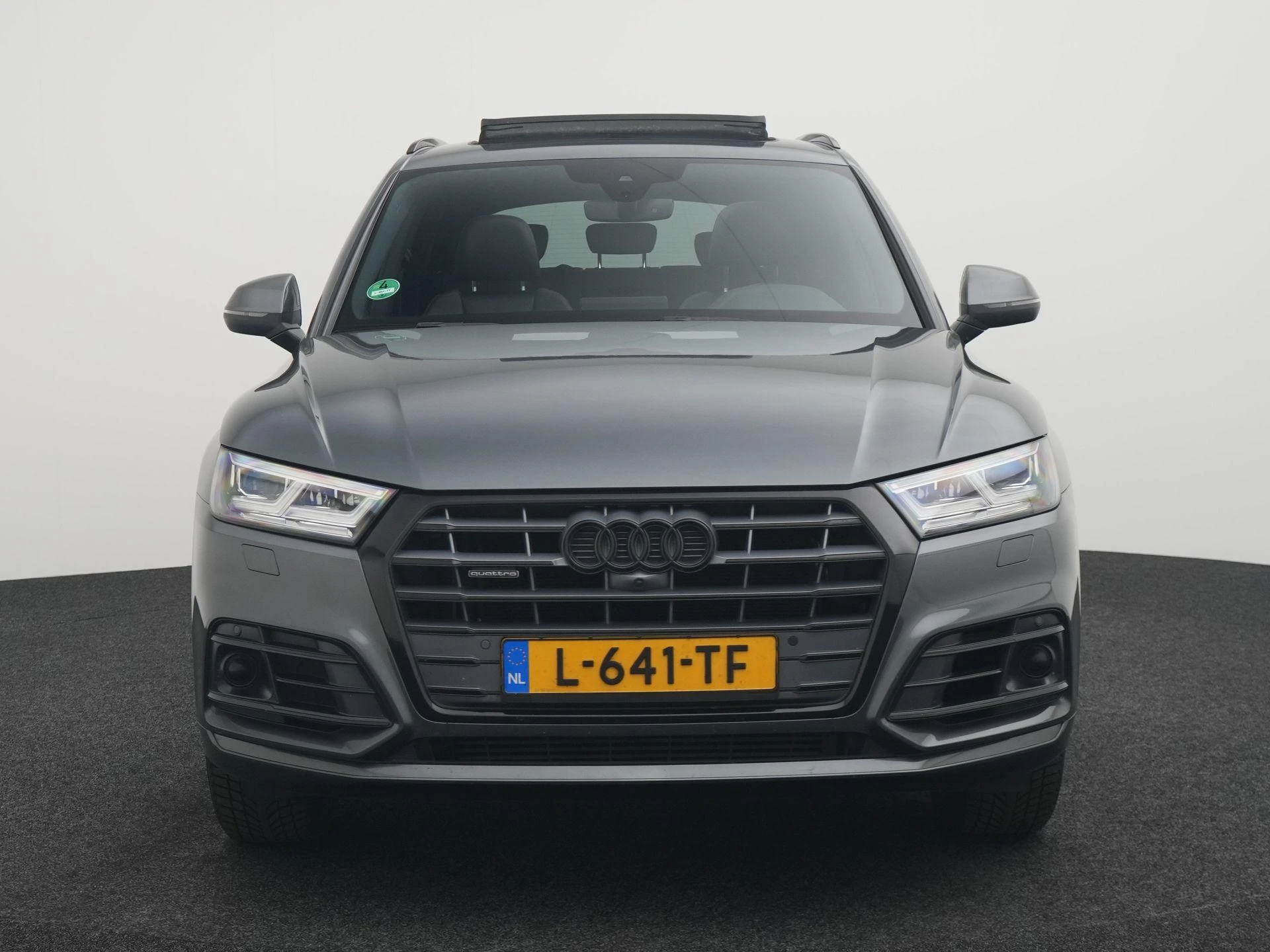Audi Q5 met kenteken 58100 – autofoto 4