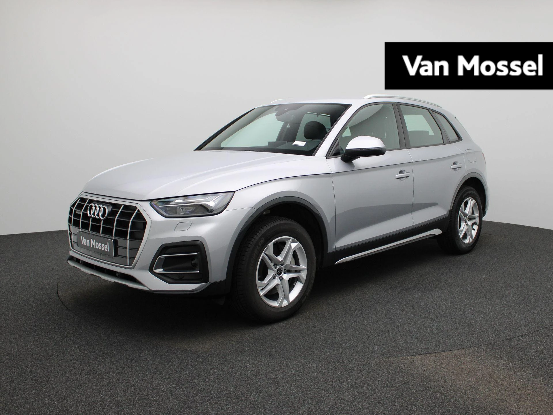 Audi Q5 met kenteken 62 – autofoto 2