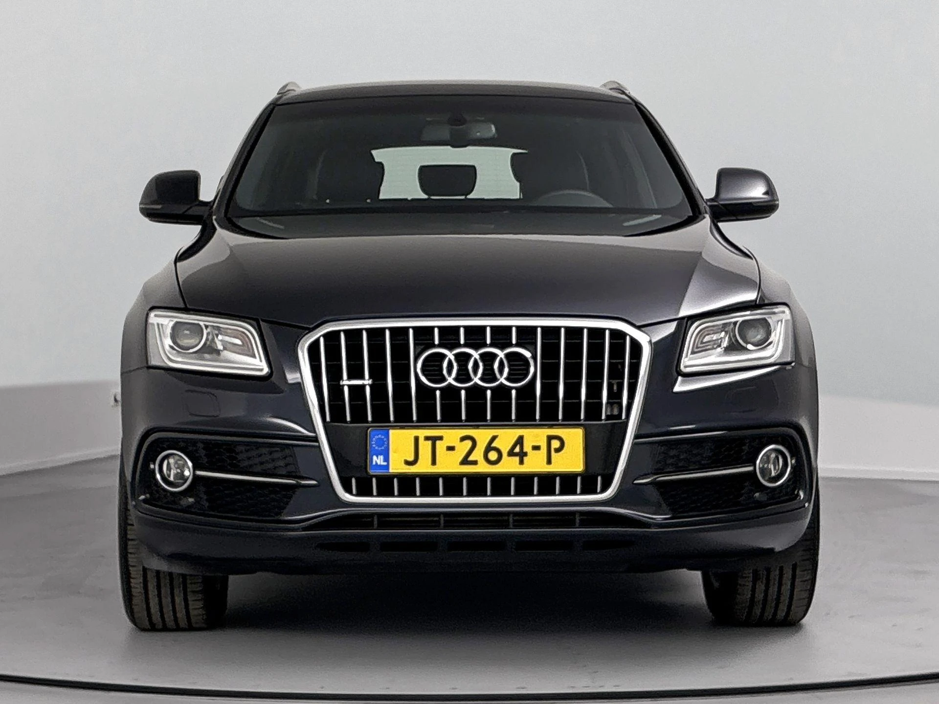 Audi Q5 met kenteken 74100 – autofoto 4