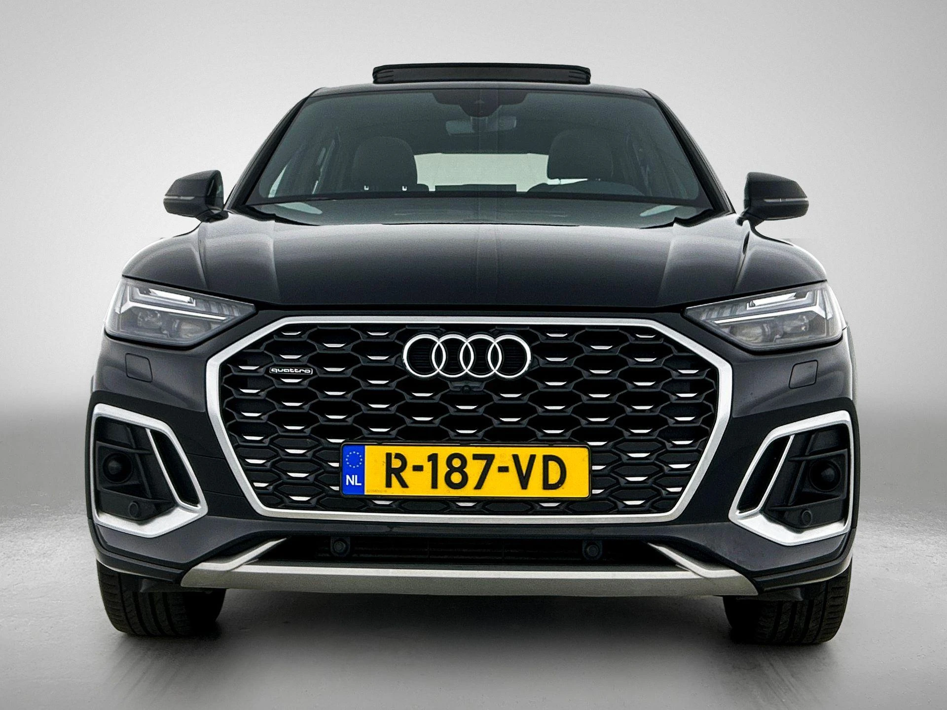 Audi Q5 met kenteken R-187-VD – autofoto 4