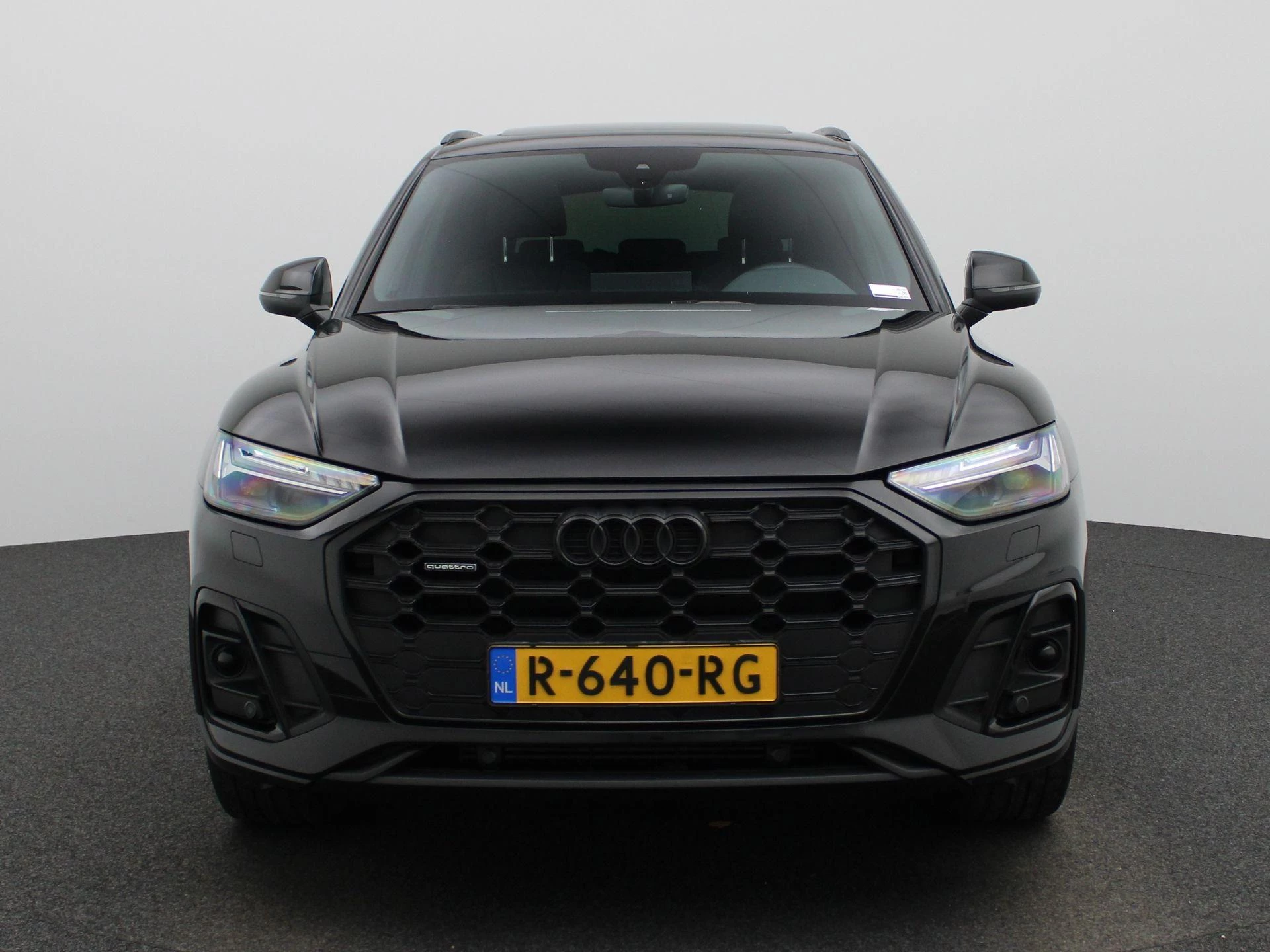 Audi Q5 met kenteken R-640-RG – autofoto 4