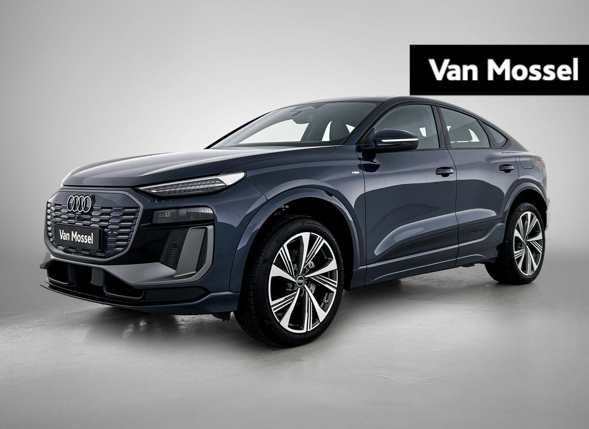 Audi Q6 e-tron – autofoto 2