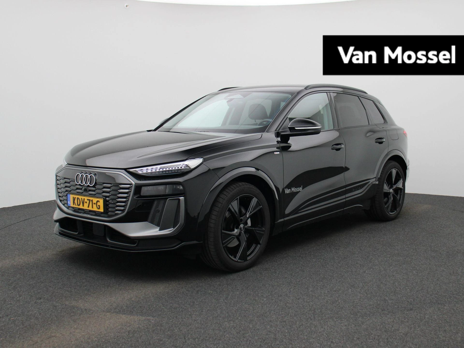Audi Q6 e-tron – autofoto 2