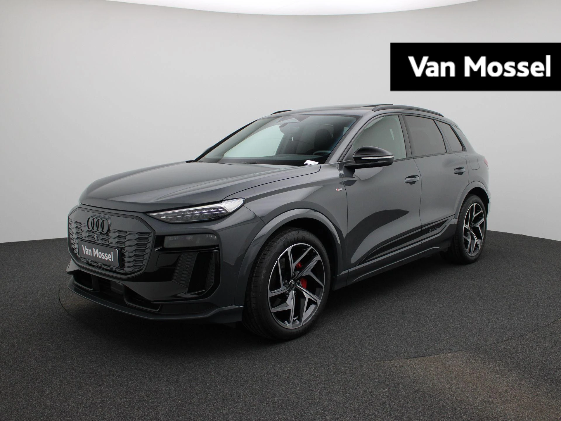 Audi Q6 e-tron – autofoto 2