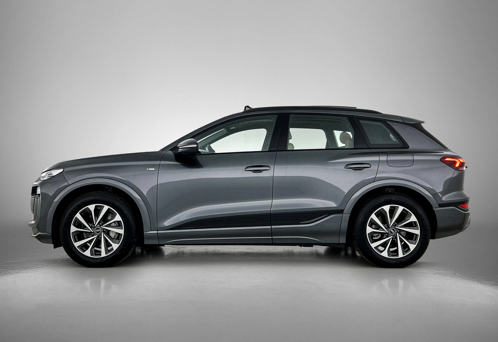 Audi Q6 e-tron – autofoto 5