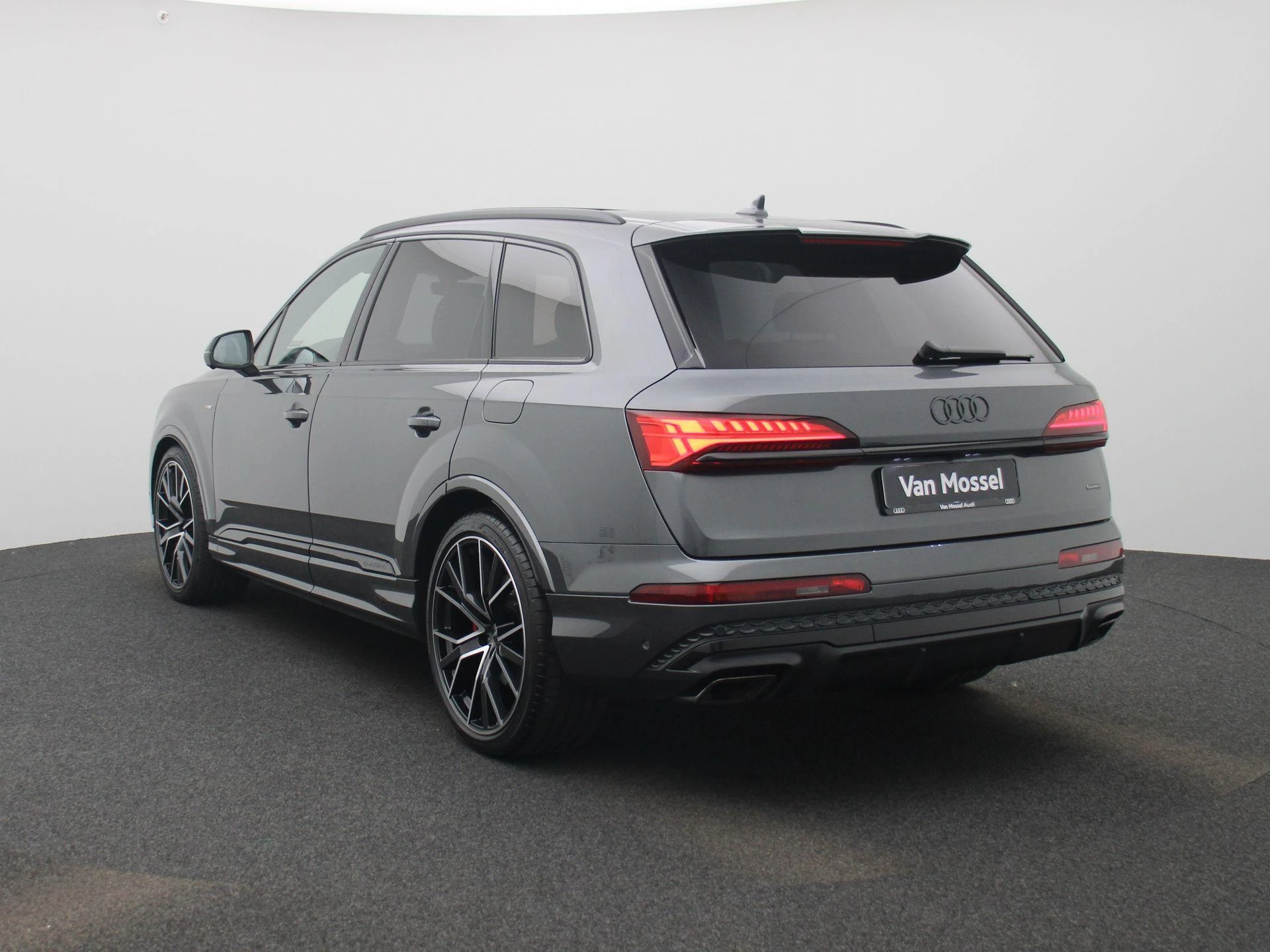 Audi Q7 met kenteken KNL-03-Z – autofoto 4