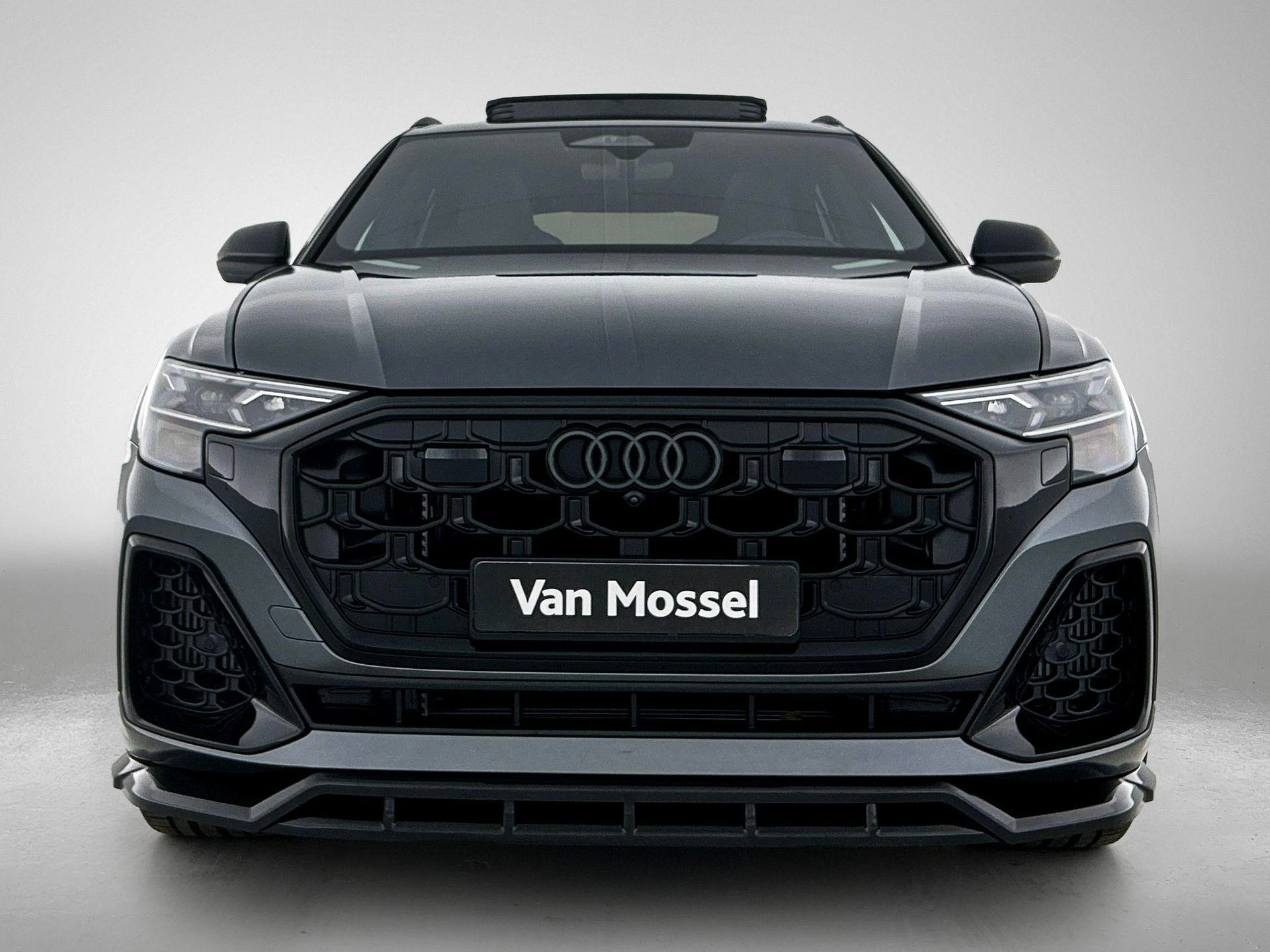 Audi Q8 met kenteken 85 – autofoto 4