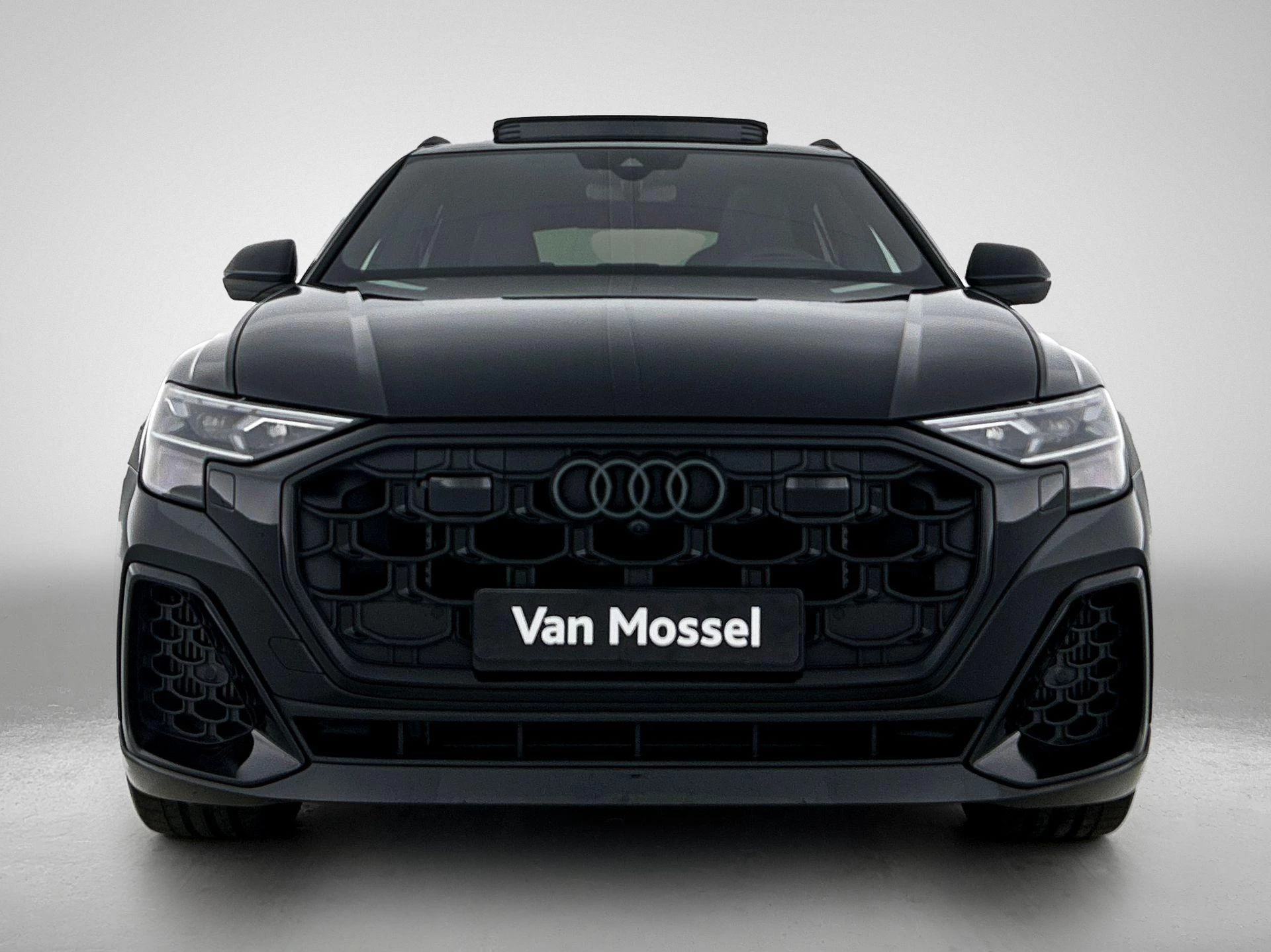 Audi Q8 met kenteken 85 – autofoto 4